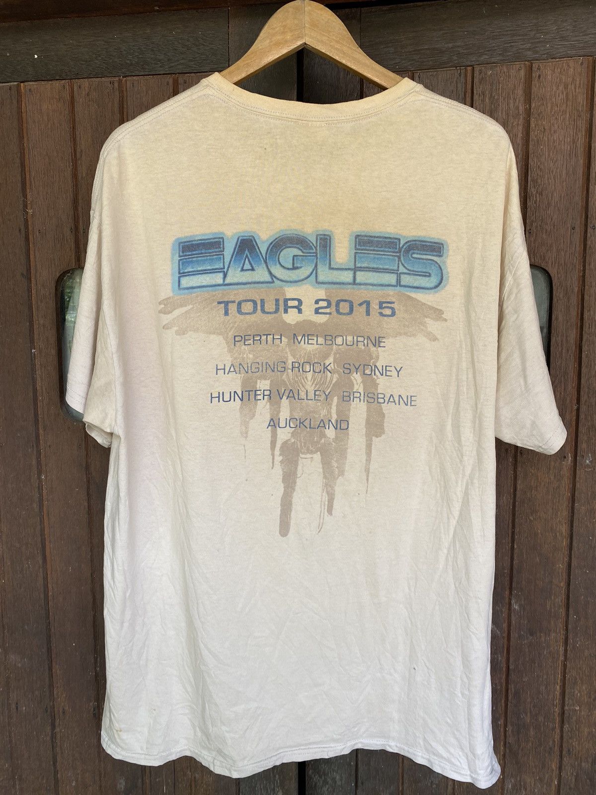 Band Tees Vintage Engles Band white t shirt Size US XL / EU 56 / 4 - 2 Thumbnail
