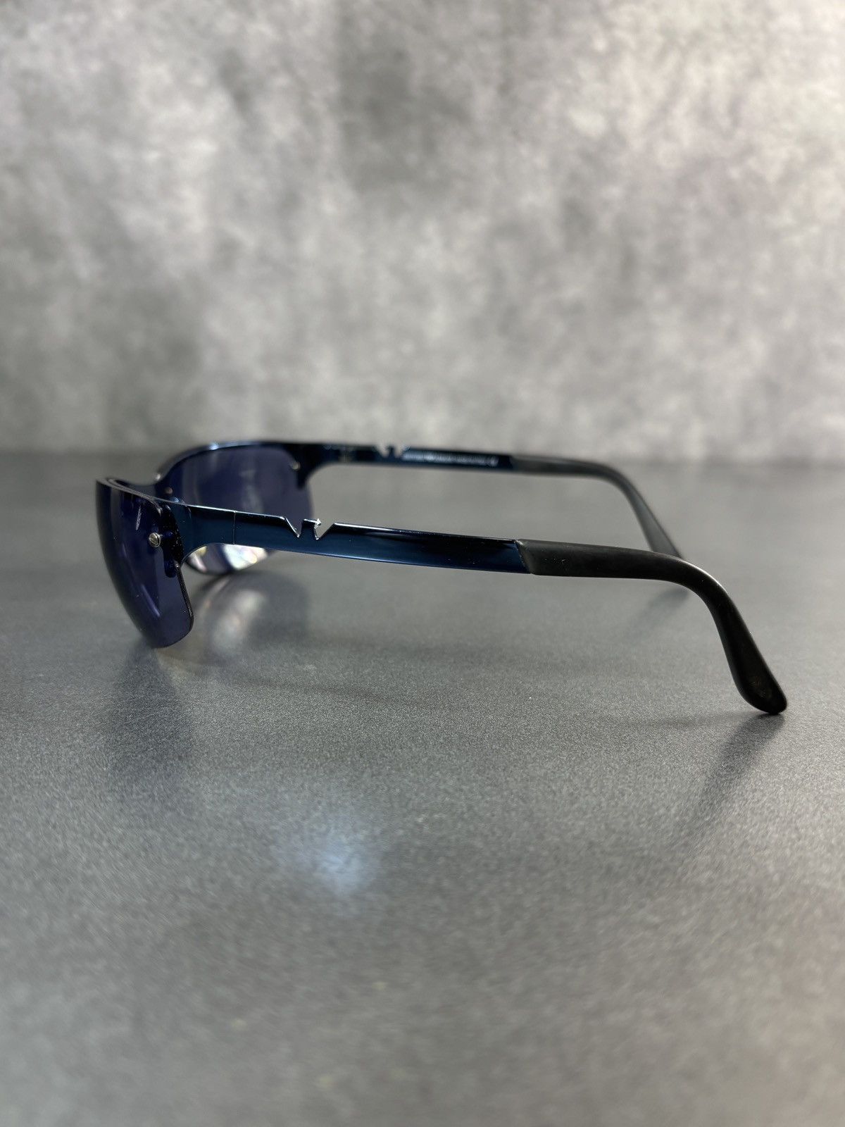 Emporio Armani × Vintage 2000s Emporio Armani Sunglasses Vintage Sporty Metal Wrap Size ONE SIZE - 17 Thumbnail