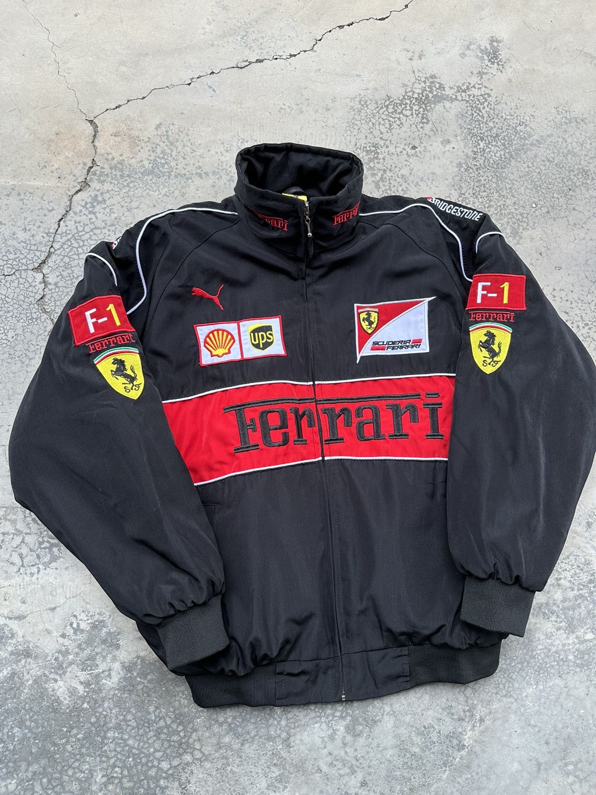Ferrari 🏎️FERRARI F1 LIGHT PUFFER BOMBER JACKET Size US M / EU 48-50 / 2 - 5 Thumbnail