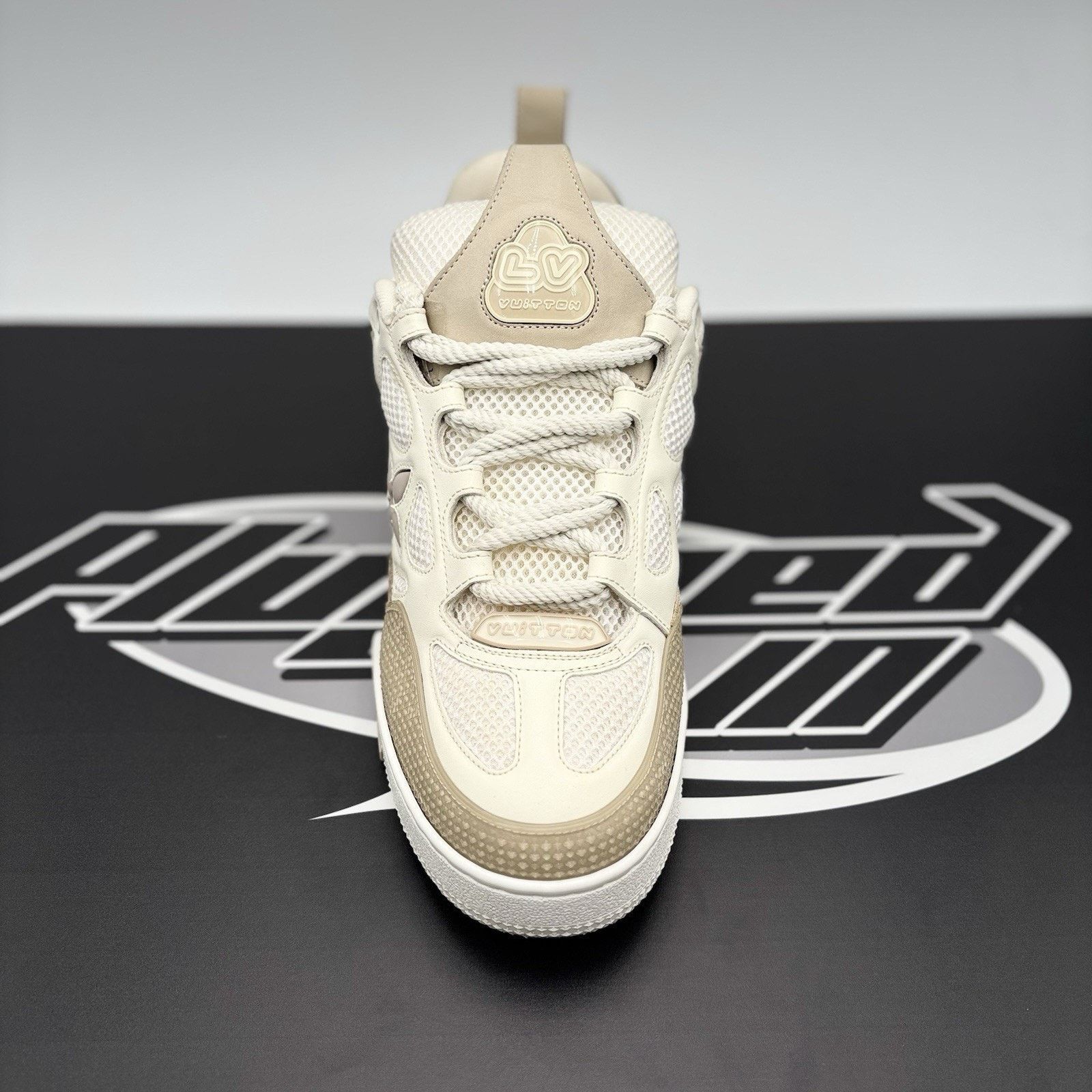Louis Vuitton Louis Vuitton Skate ' Beige White ' | EXCELLENT COND! Size US 8.5 / EU 41-42 - 5 Thumbnail