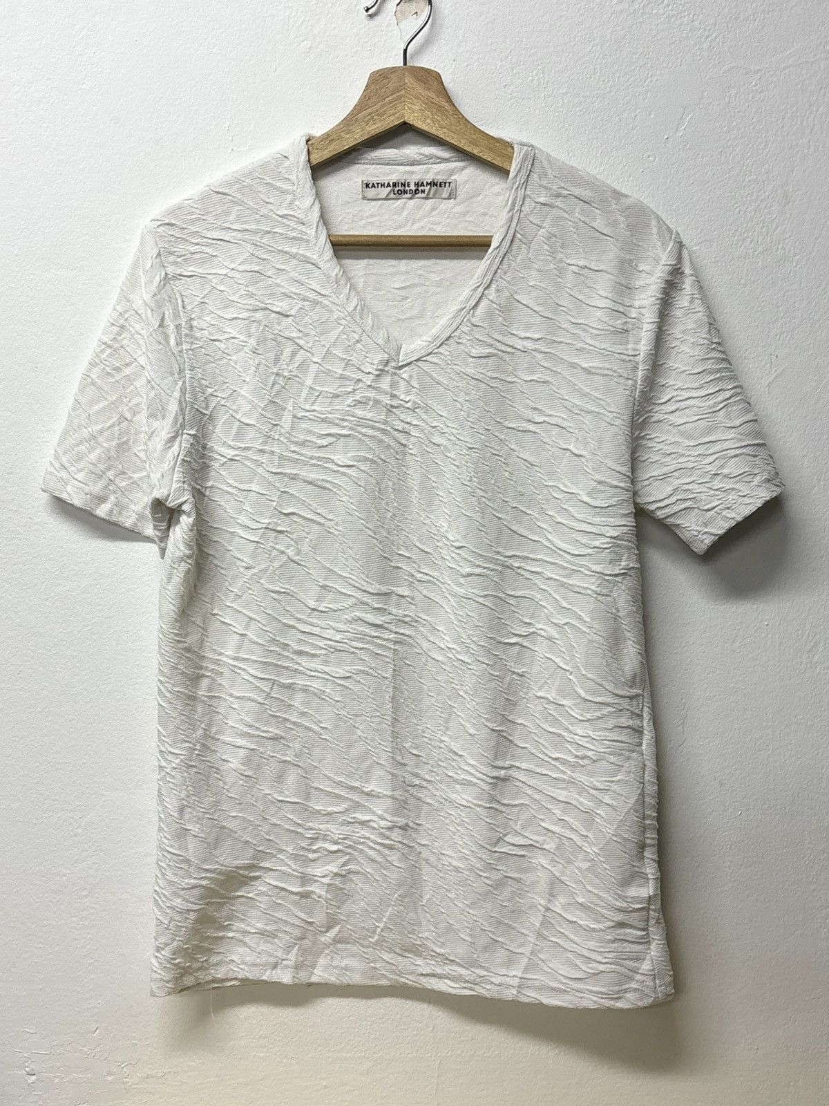 Katharine Hamnett London Katharine Hamnett London V-neck short-sleeve 3D Knitted Size US L / EU 52-54 / 3 - 1 Thumbnail