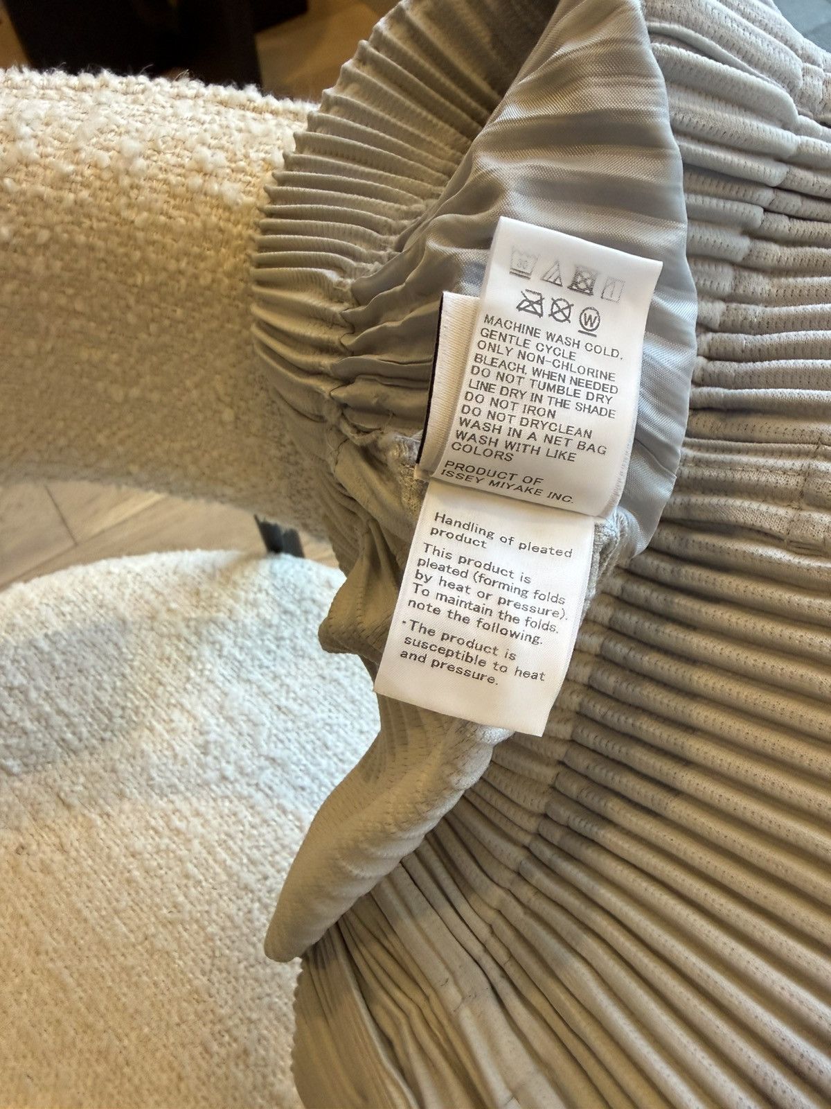 Homme Plisse Issey Miyake HOMME PLISSÉ ISSEY MIYAKE BASICS PANT Size US 30 / EU 46 - 9 Thumbnail