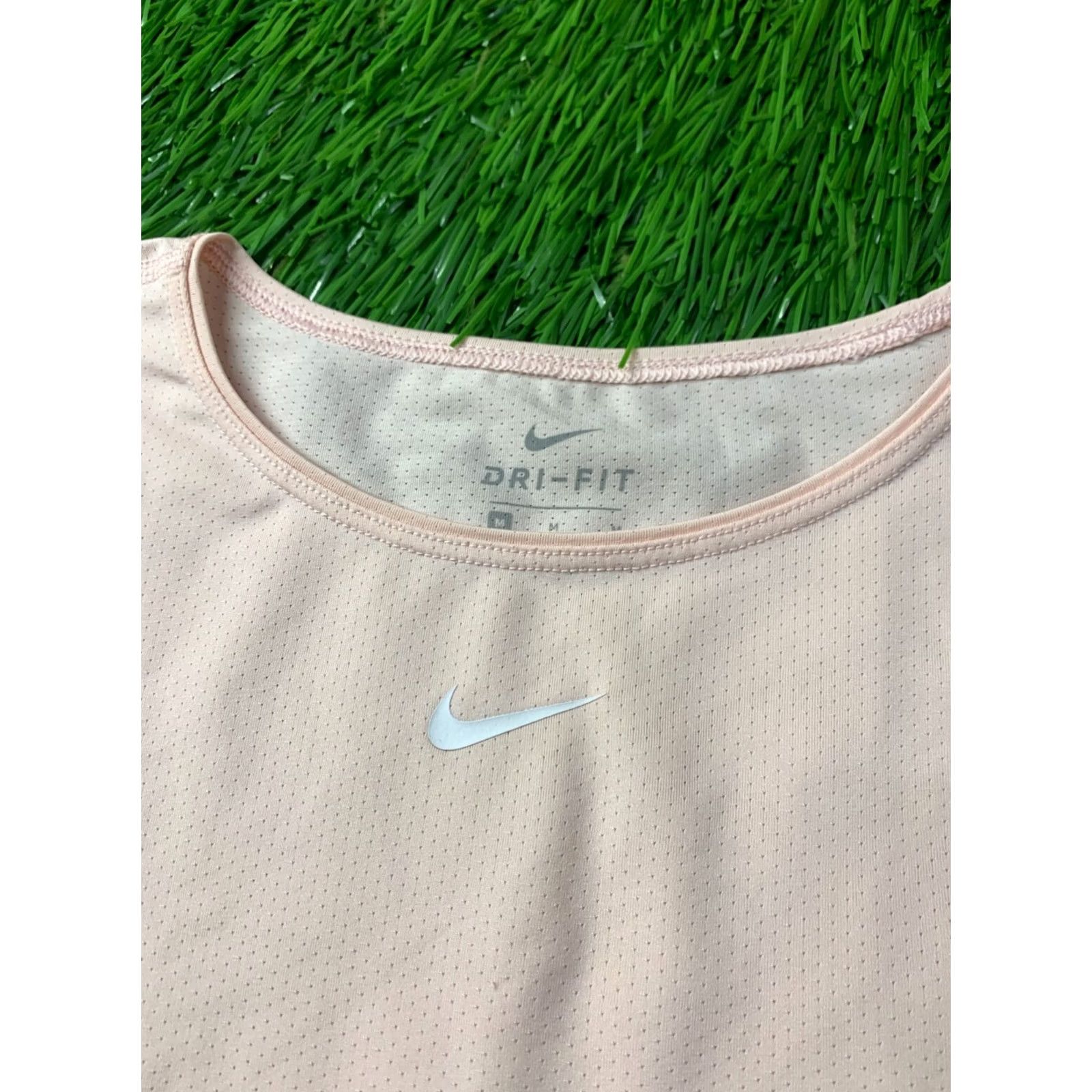 Nike Nike Dri-FIT Shirt Womens M Pink 2019 Run Jersey Tee Short Sleeve Sports Fit Regular Womens Size M / US 6-8 / IT 42-44 - 3 Thumbnail