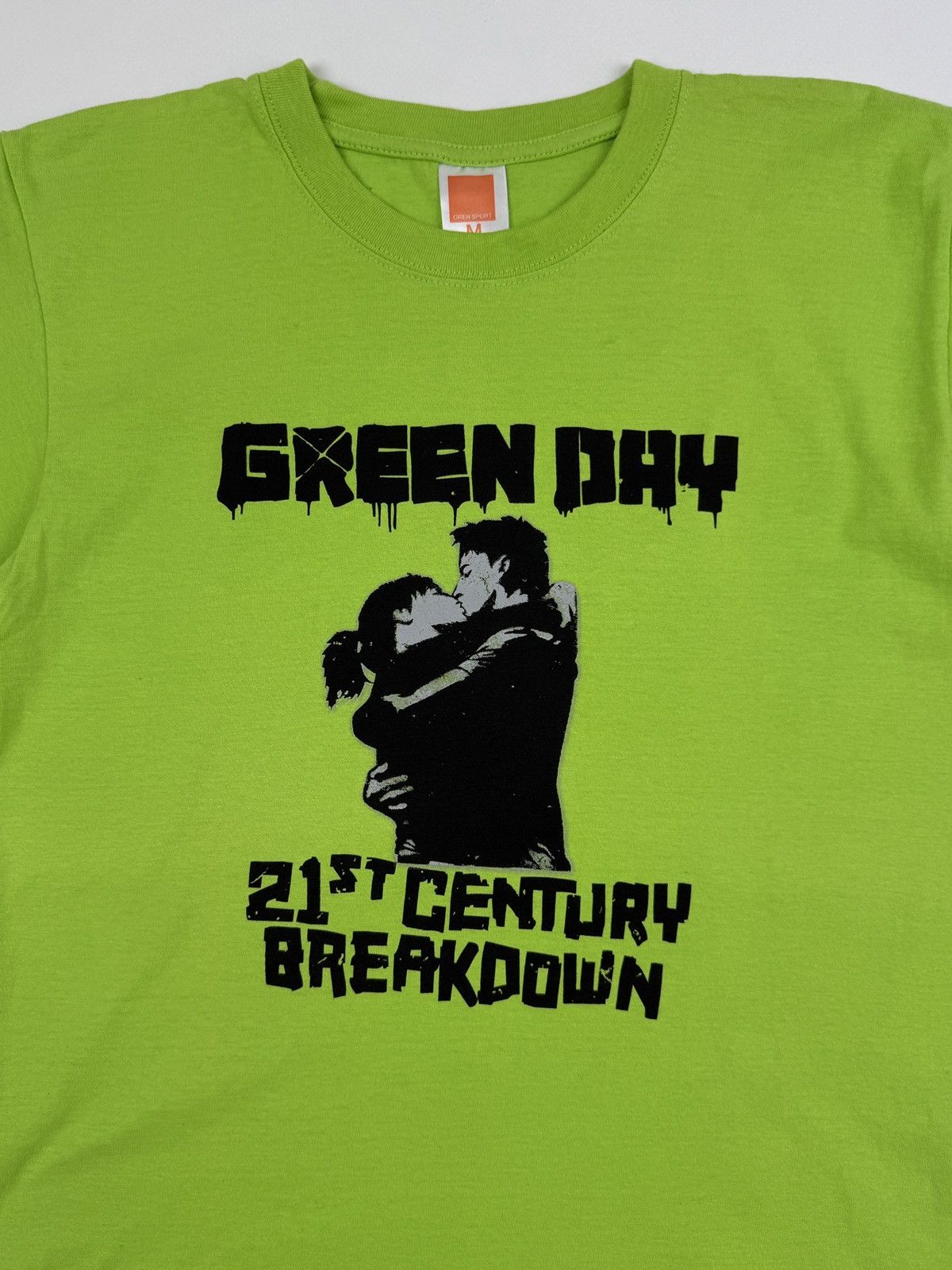 Band Tees 2009 Green Day 21st Century Breakdown Lime Green Graphic Tee Size US M / EU 48-50 / 2 - 3 Thumbnail