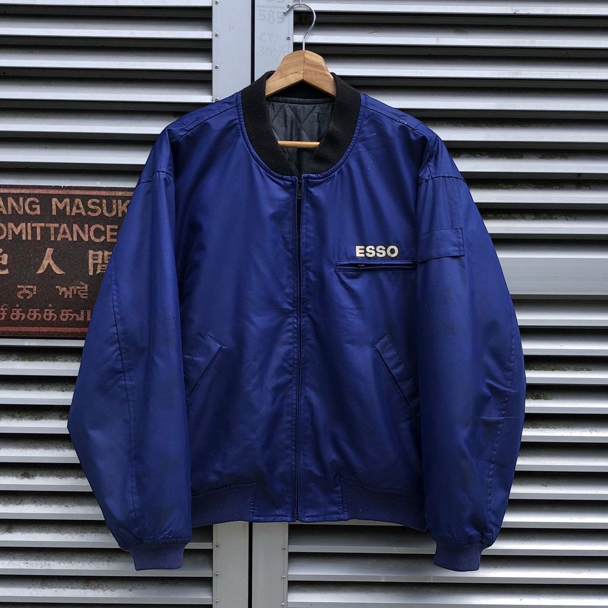 Vintage Vintage ESSO Oil Brand Workwear Racing Team Bomber Jacket Size US M / EU 48-50 / 2 - 2 Thumbnail