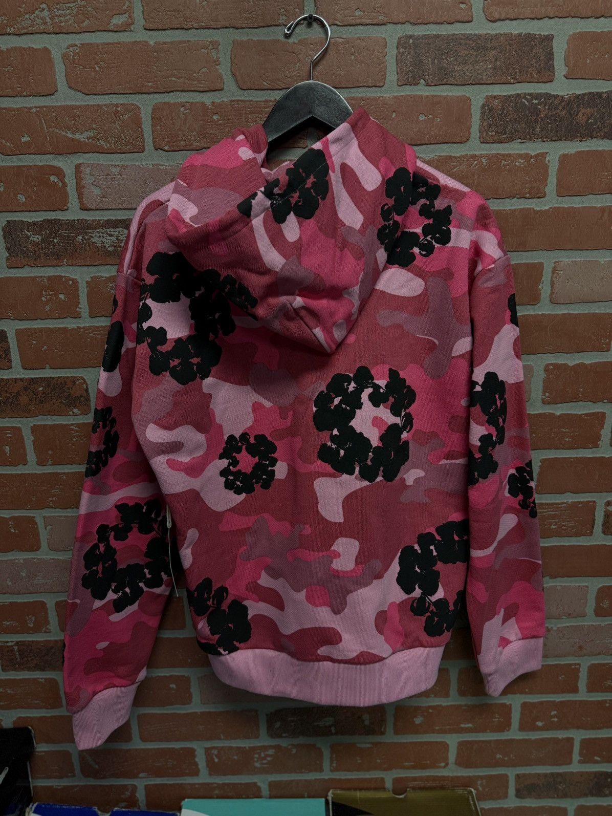 DENIM TEARS Denim Tears Camo Hoodie Size Medium (NEW) Size US M / EU 48-50 / 2 - 6 Thumbnail