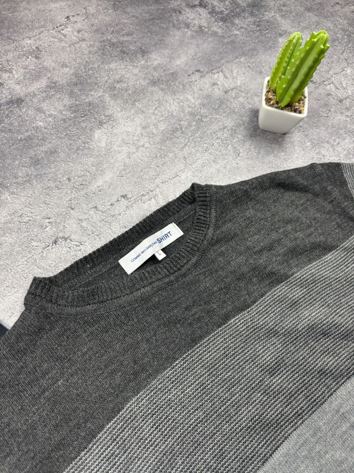 Comme des Garcons SHIRT Comme des Garçons SHIRT Gradient Striped Sweater Grey Sz L Size US L / EU 52-54 / 3 - 5 Thumbnail