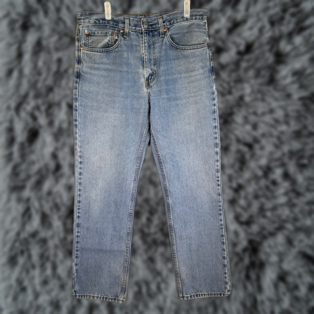 Levi's VINTAGE Levi’s 516 Jeans Men’s Slim Straight Jeans 34x32 Blue Light Wash Denim Slim Straight Leg Mens Size US 34 / EU 50 - 1 Thumbnail