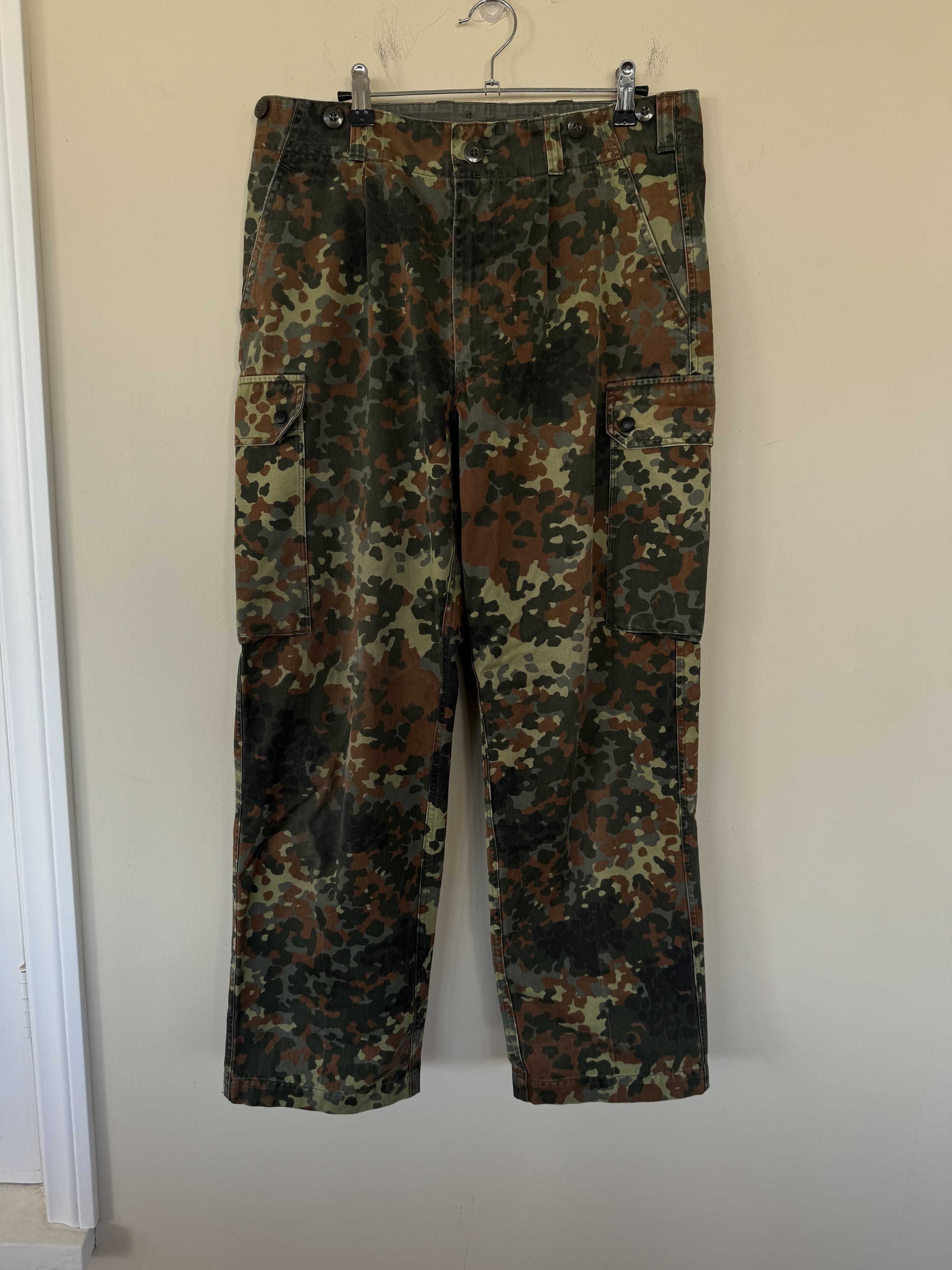 Vintage Vintage Camo Cargos Size US 33 - 1 Thumbnail