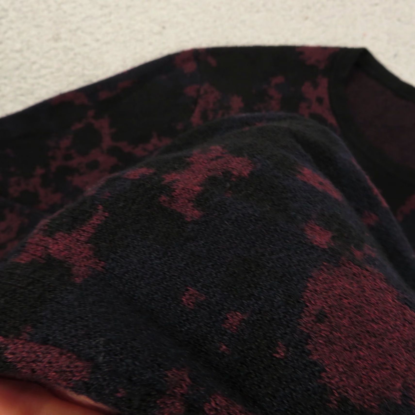 Hugo Boss HUGO Boss Sweater Mens Small Silk Cotton Viscose Black Red Dye Pullover Shirt Size US S / EU 44-46 / 1 - 4 Thumbnail