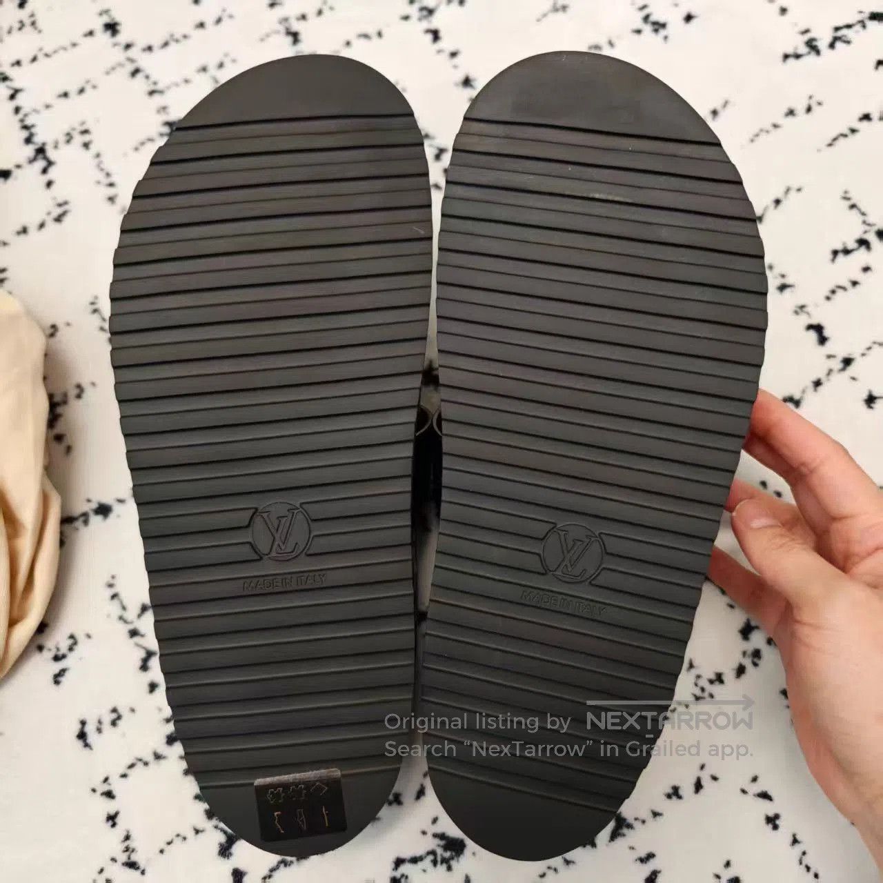 Louis Vuitton Louis Vuitton LV Slip-On Embossed Leather Sandals. Size US 8 / IT 38 - 2 Thumbnail