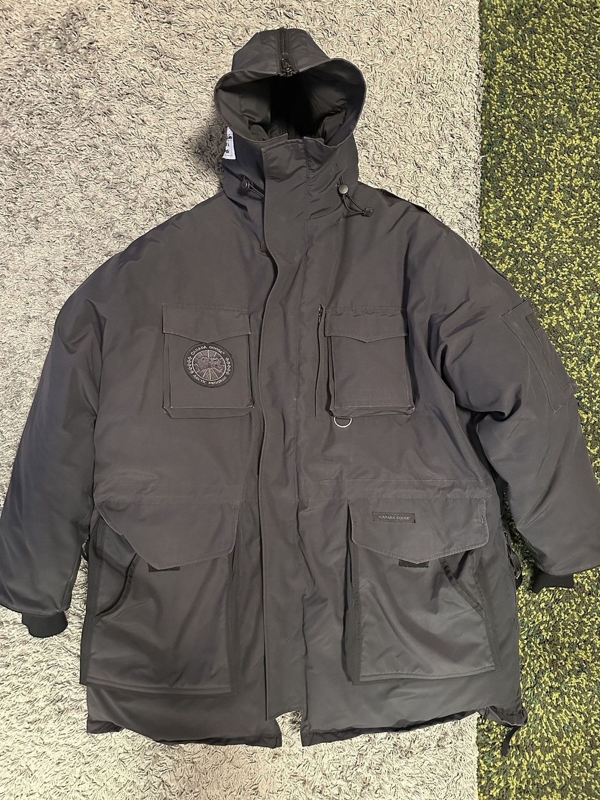 image of Canada Goose 17Ss Navy Snow Mantra Parka, Men's (Size XL)