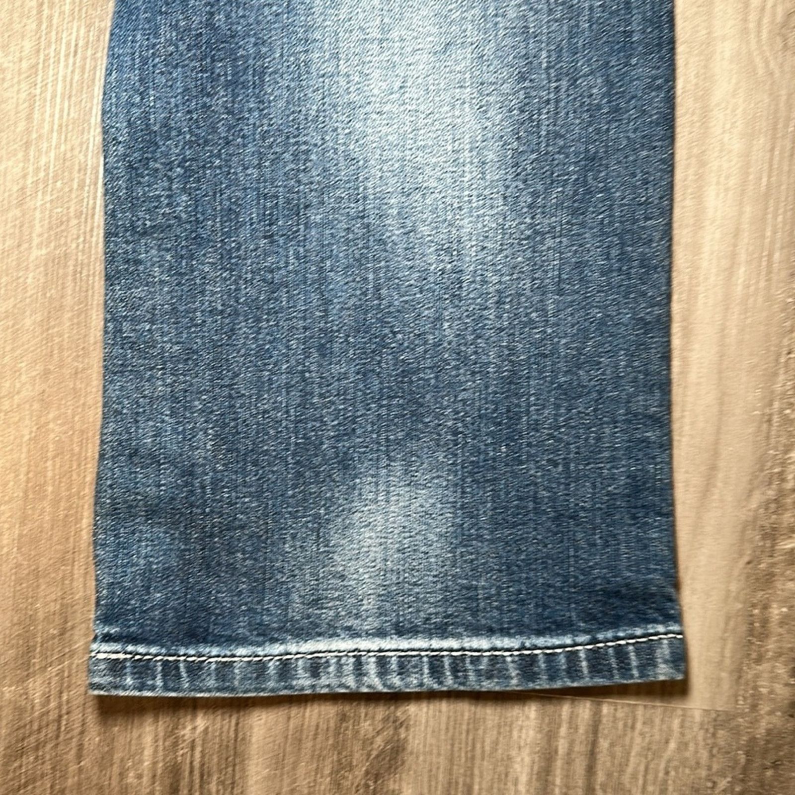 Wrangler Rock 47 Wrangler Low Rise Boot Cut Jeans - 5/6x32 Size 28" / US 6 / IT 42 - 3 Thumbnail