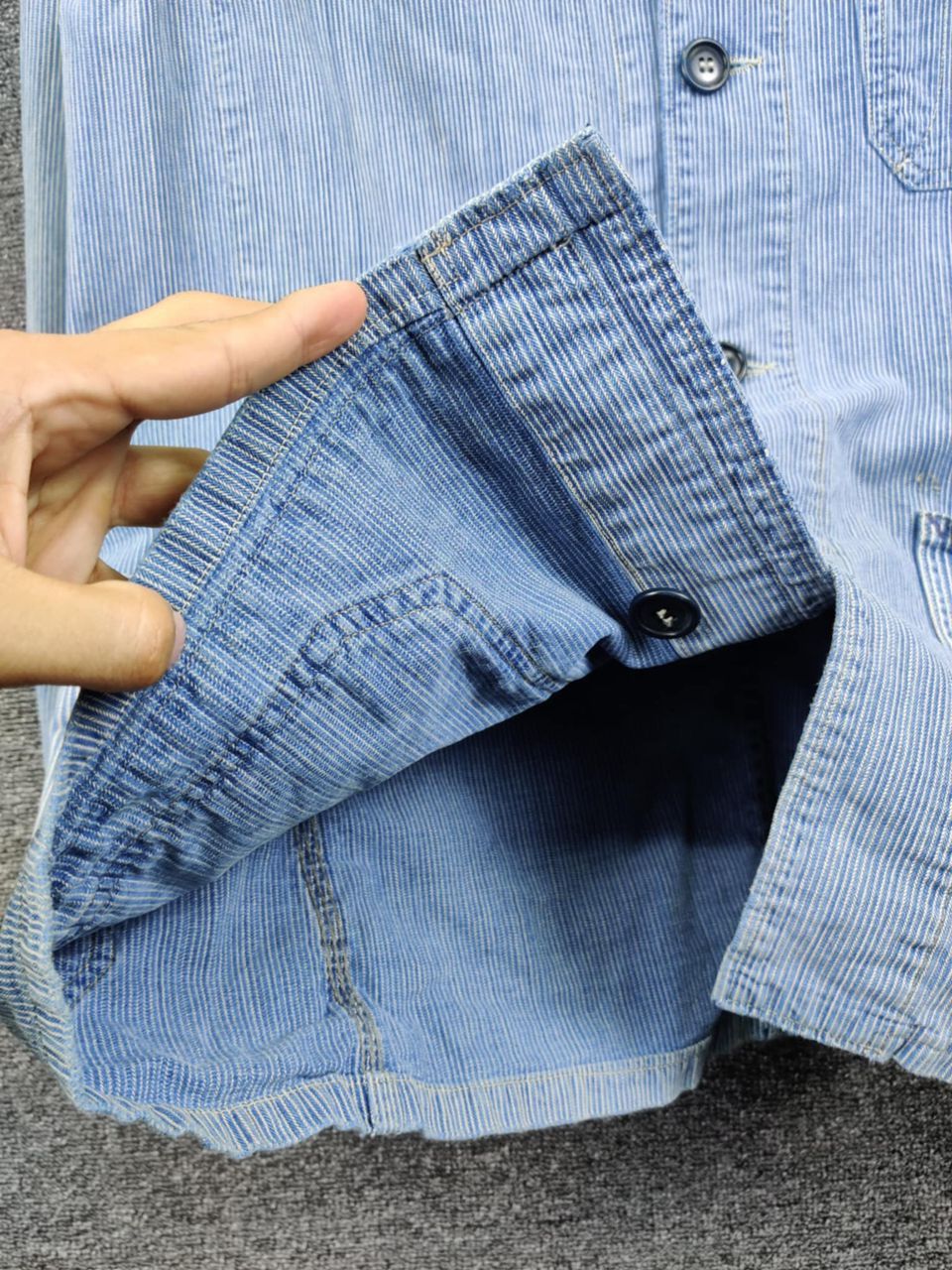 Blue Blue Japan Vintage 90s Blue Blue Japan Indigo Stripe Chore Jacket Size US L / EU 52-54 / 3 - 12 Thumbnail