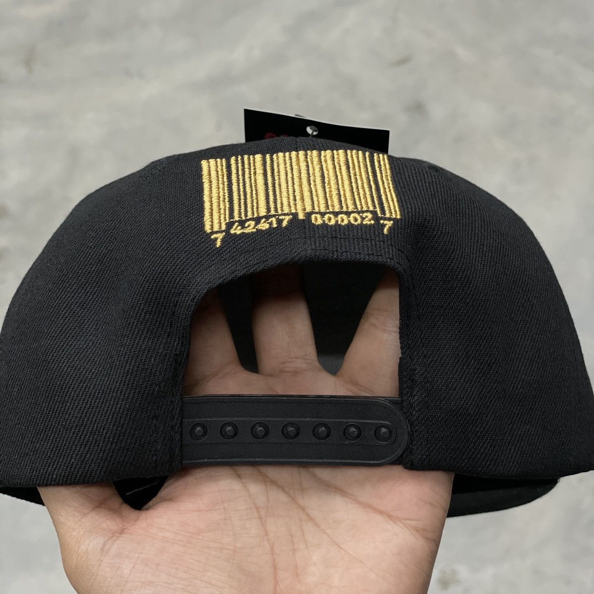 Band Tees × Slipknot Slipknot Snapback Cap Copyright 2023 Bravado Merchandising Size ONE SIZE - 6 Thumbnail