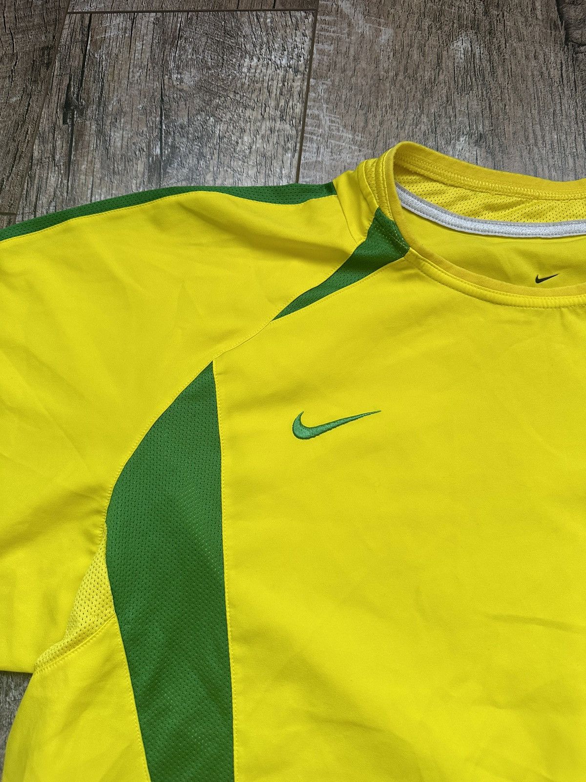 Nike 2002 Nike Brazil World Cup Home Soccer Jersey Size US XL / EU 56 / 4 - 7 Thumbnail