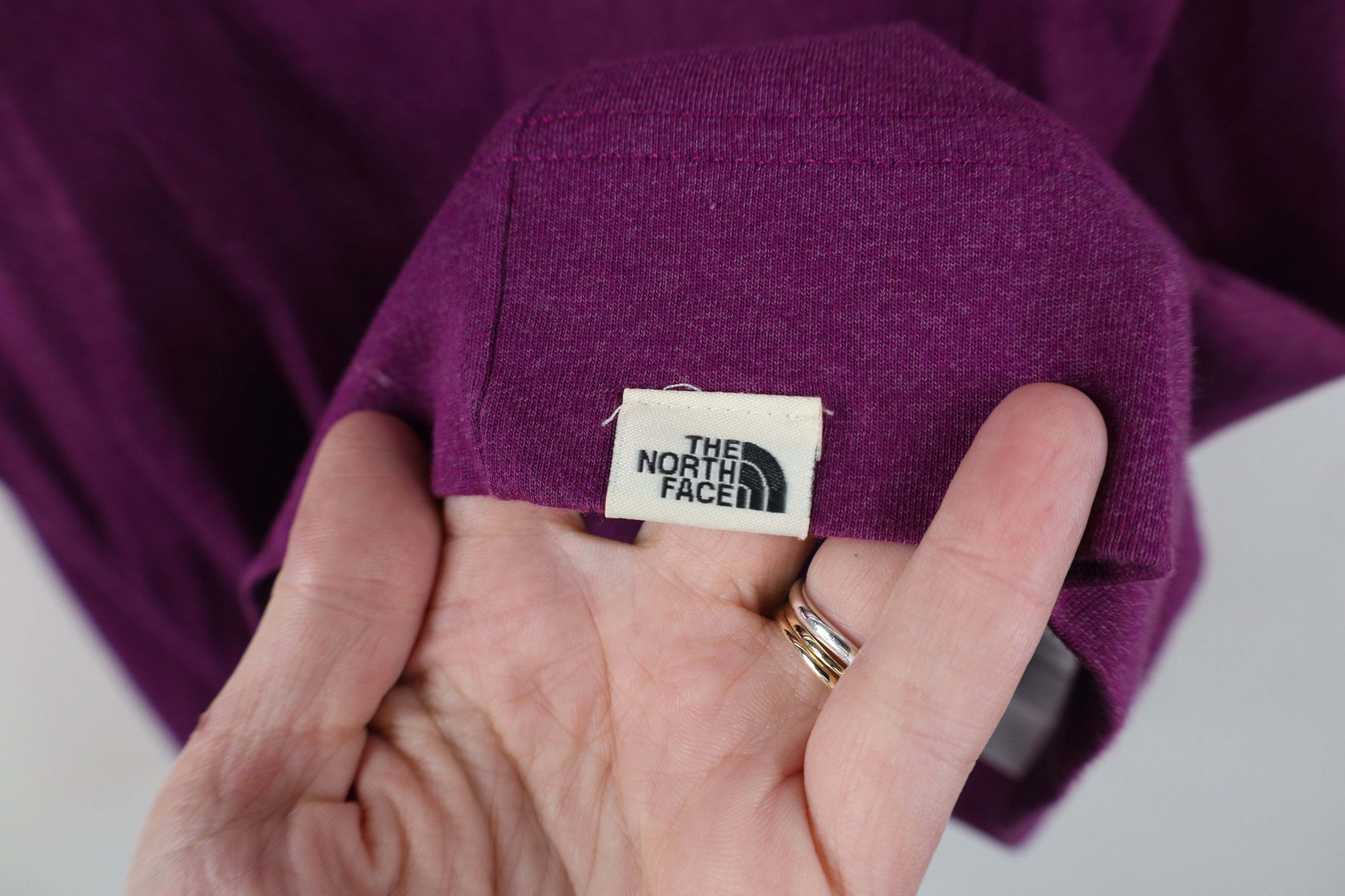 The North Face The North Face Short Sleeve Hooded T-Shirt Knit Purple Size S / US 4 / IT 40 - 4 Thumbnail