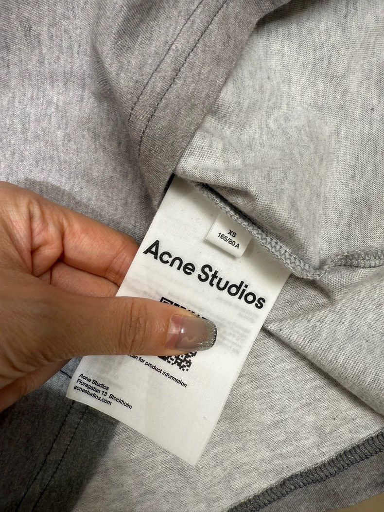 Acne Studios Acne Studios Grey lettered short-sleeved shirt Size US XS / EU 42 / 0 - 5 Thumbnail