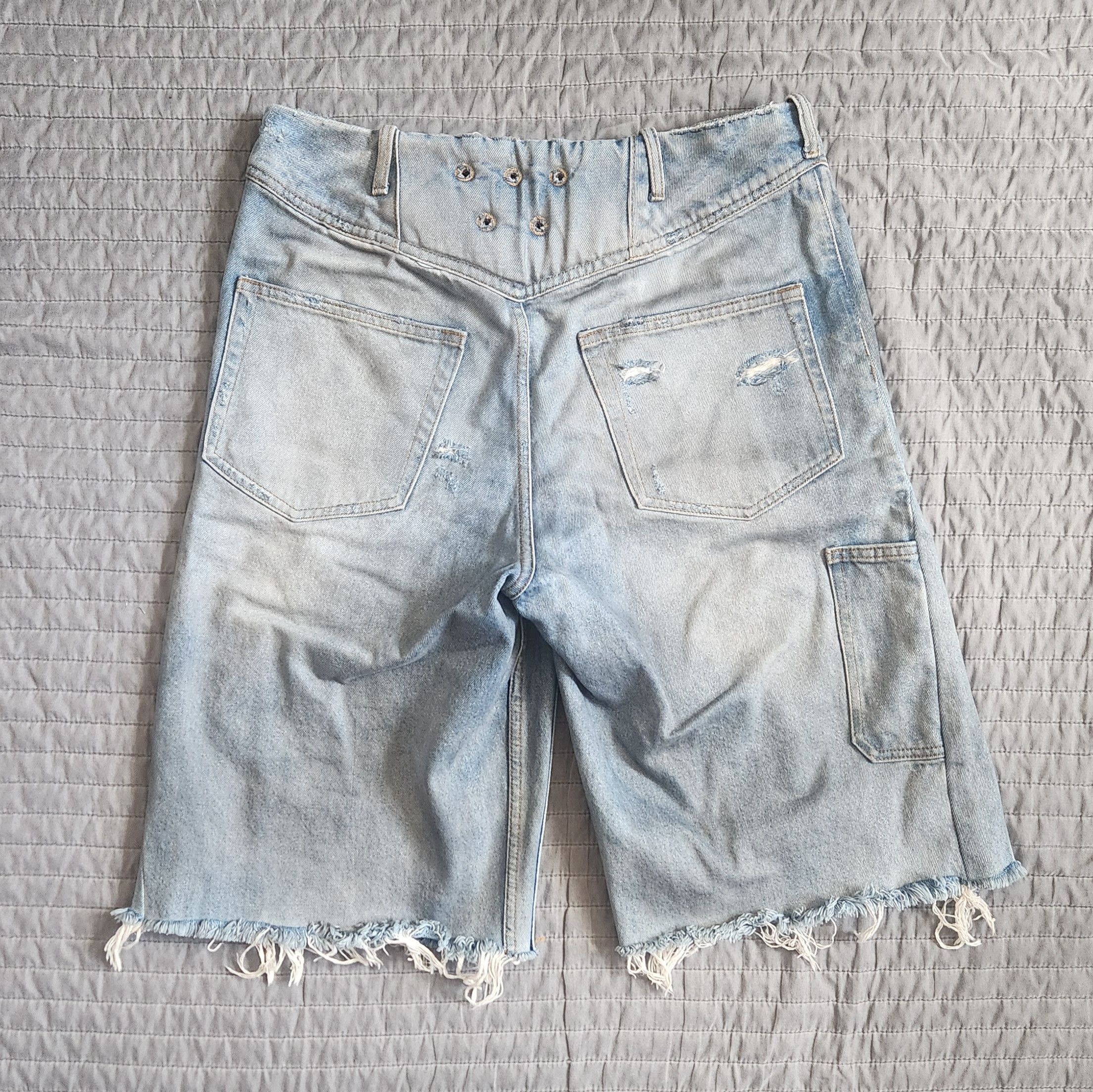 Dingyun Zhang Dingyun zhang distressed denim shorts Size US 34 / EU 50 - 3 Thumbnail