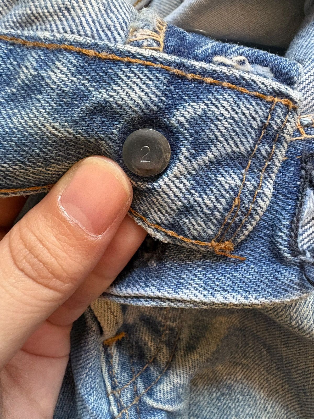 Levi's Vintage 70s Levis 501 Bartacks Mud Wash Jeans Button #2 Size US 31 - 9 Thumbnail