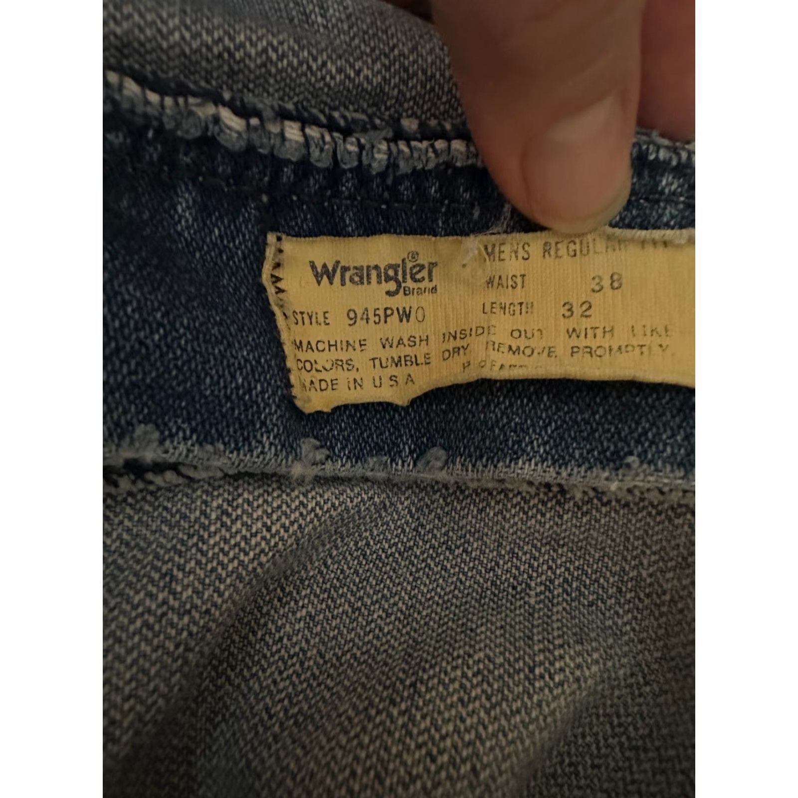 Wrangler VINTAGE Wrangler 945 Jeans Bootcut Mens 38x32 Blue 90s 70s Western Leather Logo Embroidered Zipper Button Belt Loops 4-Pocket Casual Denim USA Size US 38 / EU 54 - 3 Thumbnail
