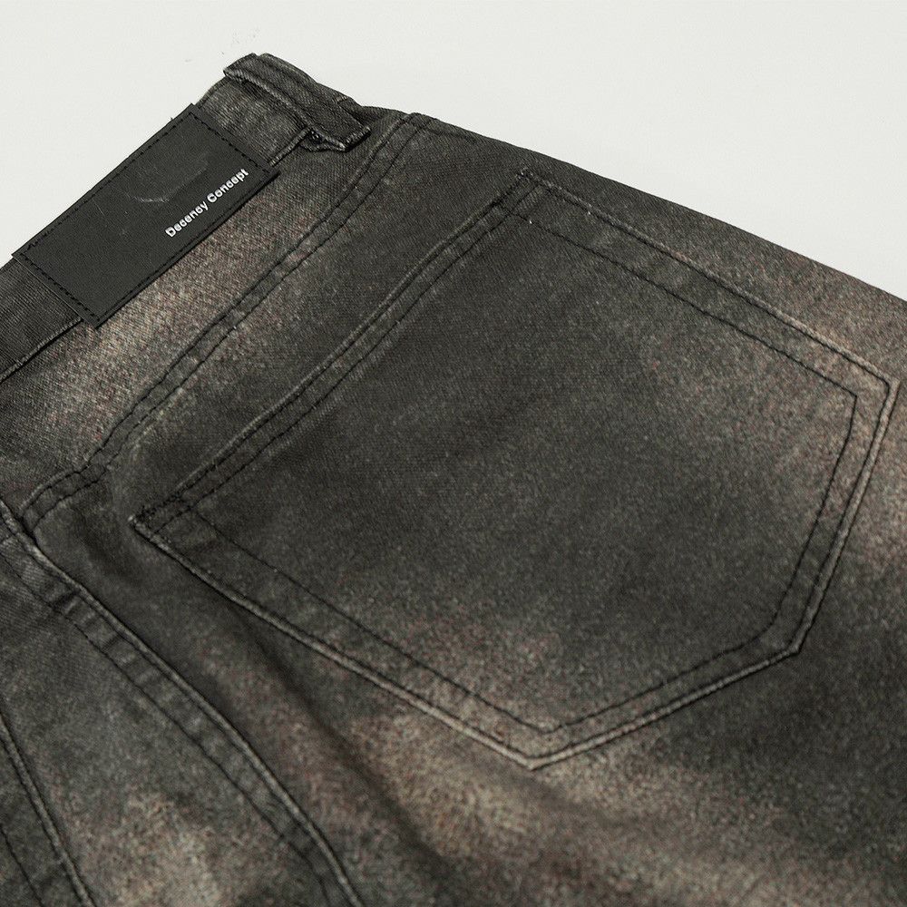 Vintage Men's Heavy-Duty Loose-Fit Distressed Dirty Denim Jeans Size US 32 / EU 48 - 6 Thumbnail