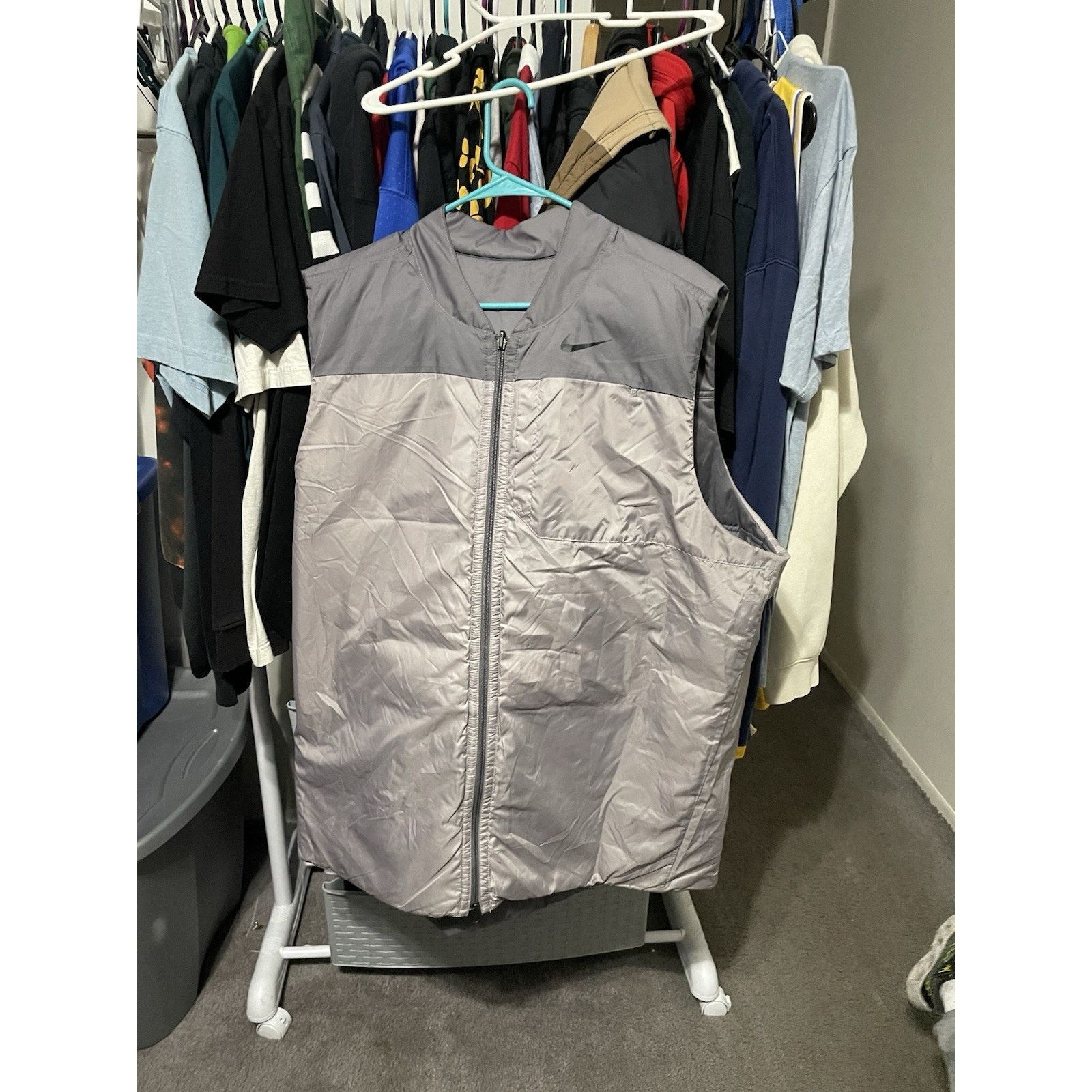 Nike Size 2XL- Nike Vest Mens Grey Reversible Puffer Golf Size US XXL / EU 58 / 5 - 1 Thumbnail