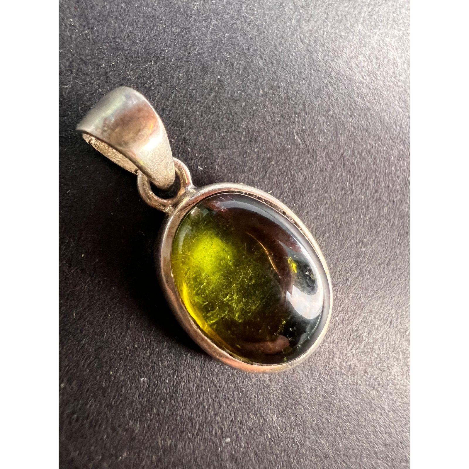 Other NEW Green with pink tourmaline 925 pendant 2.34 grams Size ONE SIZE - 1 Thumbnail