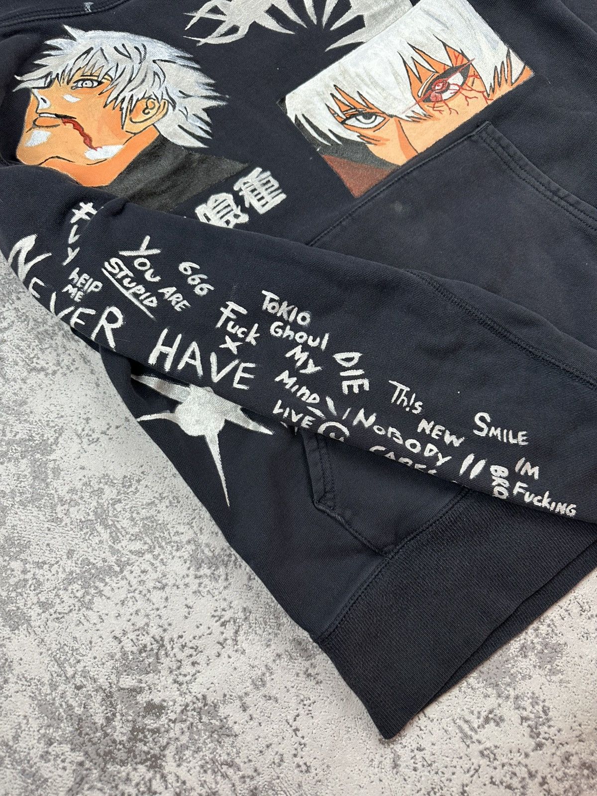 Anime Hand Painted Tokyo Ghoul Hoodie ZXC Graffiti Anime Size US S / EU 44-46 / 1 - 5 Thumbnail