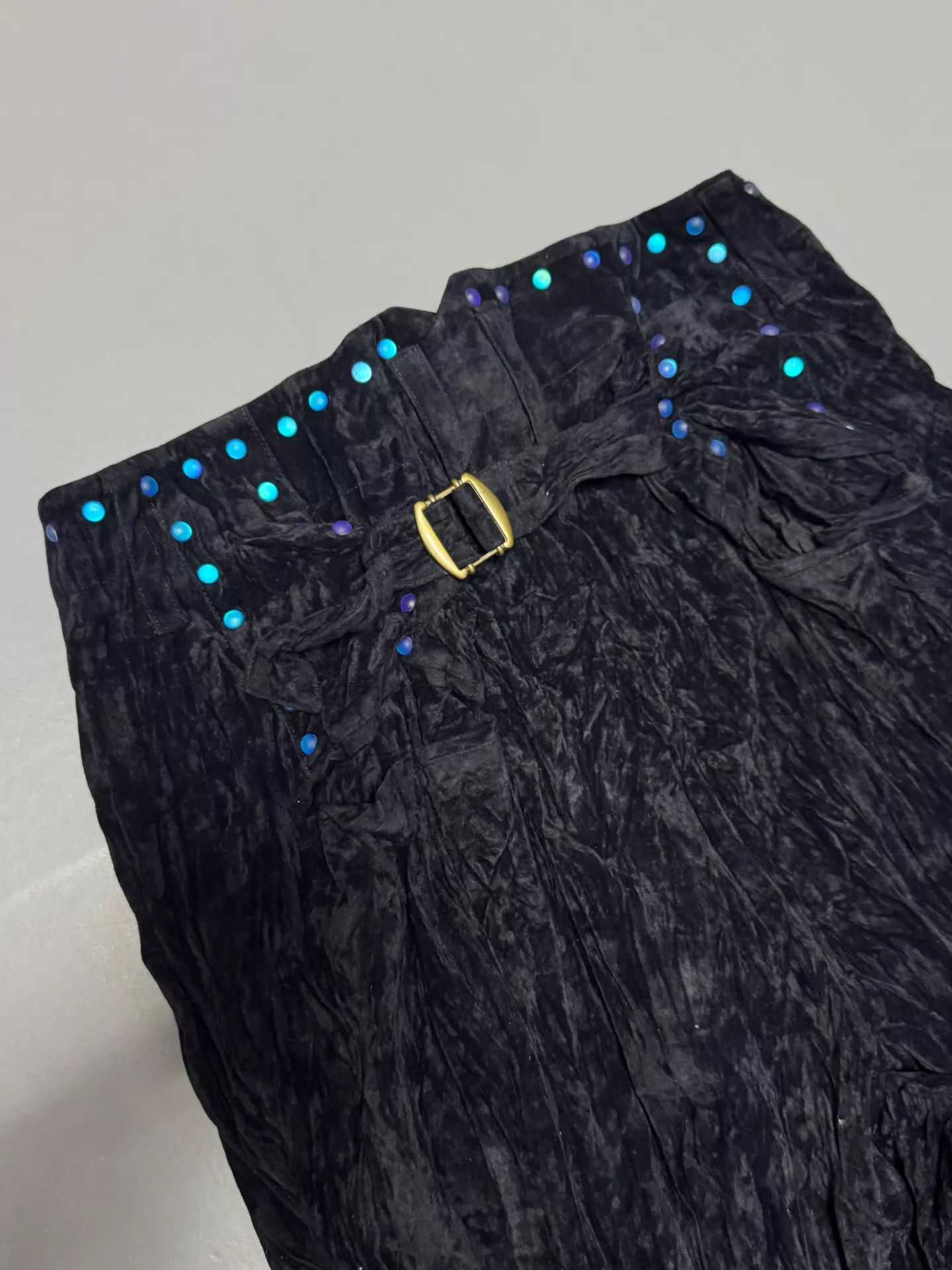 Issey Miyake Issey Miyake 80s Sample Velvet Pleated Pearl Pants Rare Size 30" / US 8 / IT 44 - 2 Thumbnail