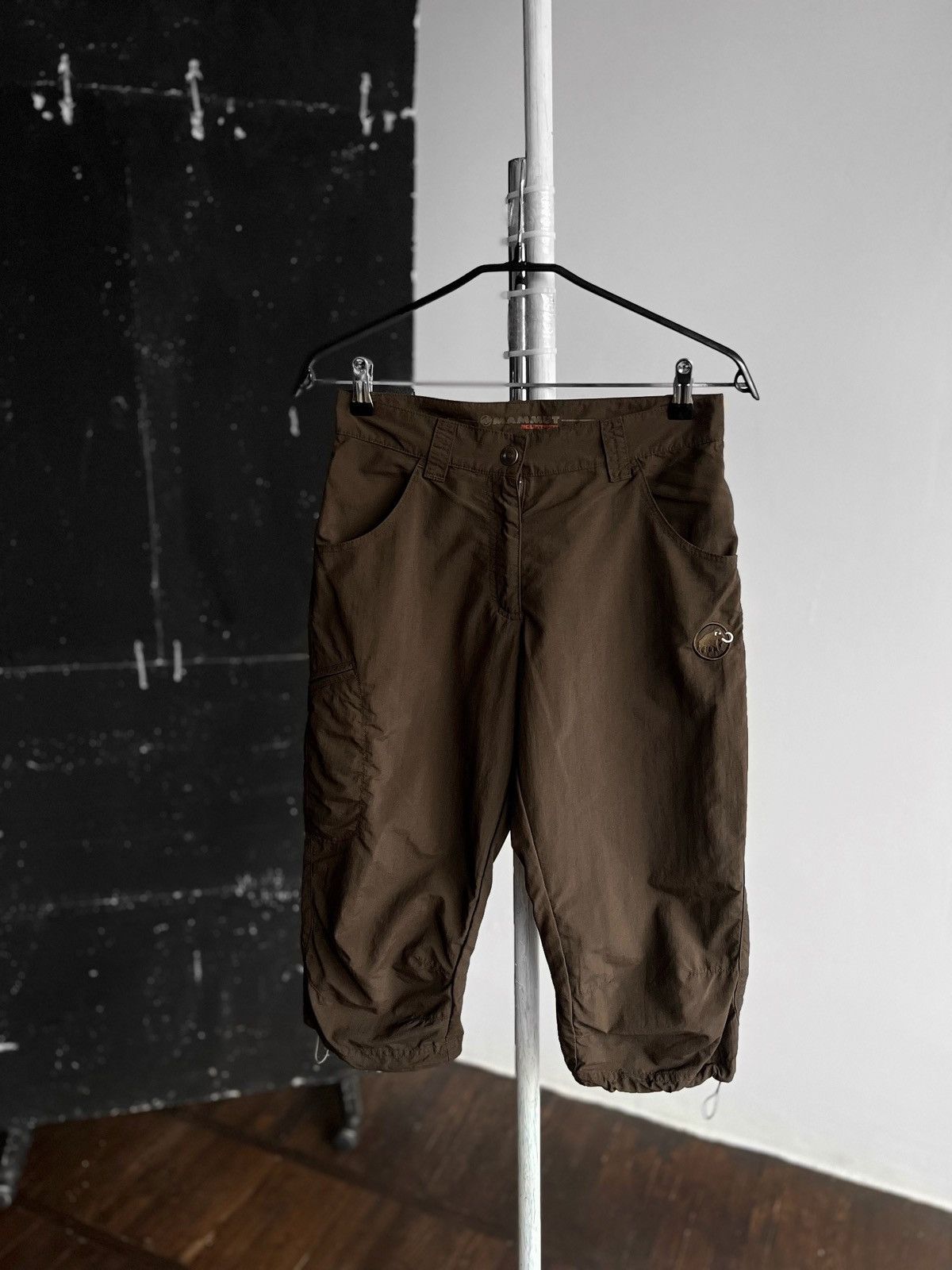 Mammut Mammut Brown Mountain Hiking Shorts Trekking 3/4 Trousers Size 26" / US 2 / IT 38 - 1 Thumbnail