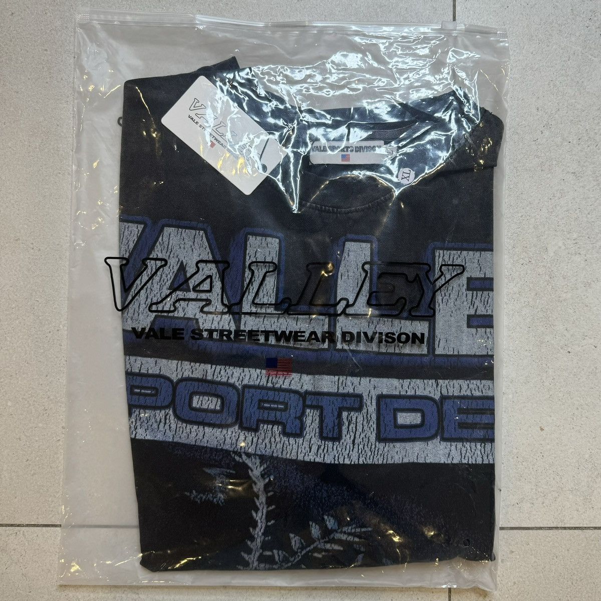 Vale Vale Forever Watchdog Long sleeve SIZE XL Size US XL / EU 56 / 4 - 3 Thumbnail