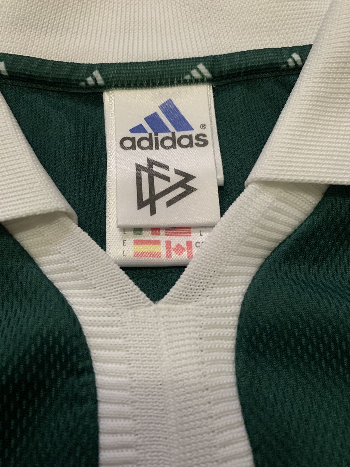 Adidas Vintage 2000-02 Germany Away Jersey Size US L / EU 52-54 / 3 - 5 Thumbnail