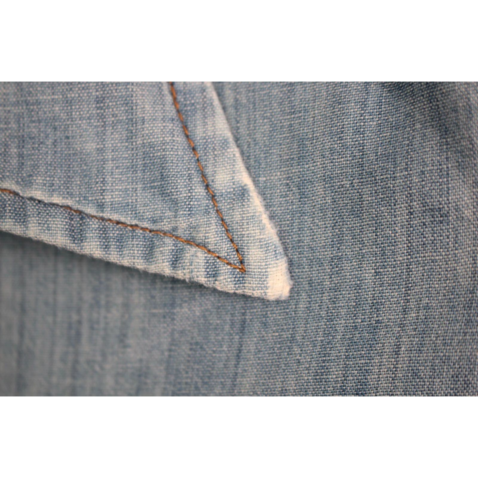 Levi's VTG Levi's Shirt 1970s Blue Chambray Work Sz S Men's Cotton Vintage 70s Shirt Levi's Size US S / EU 44-46 / 1 - 7 Thumbnail