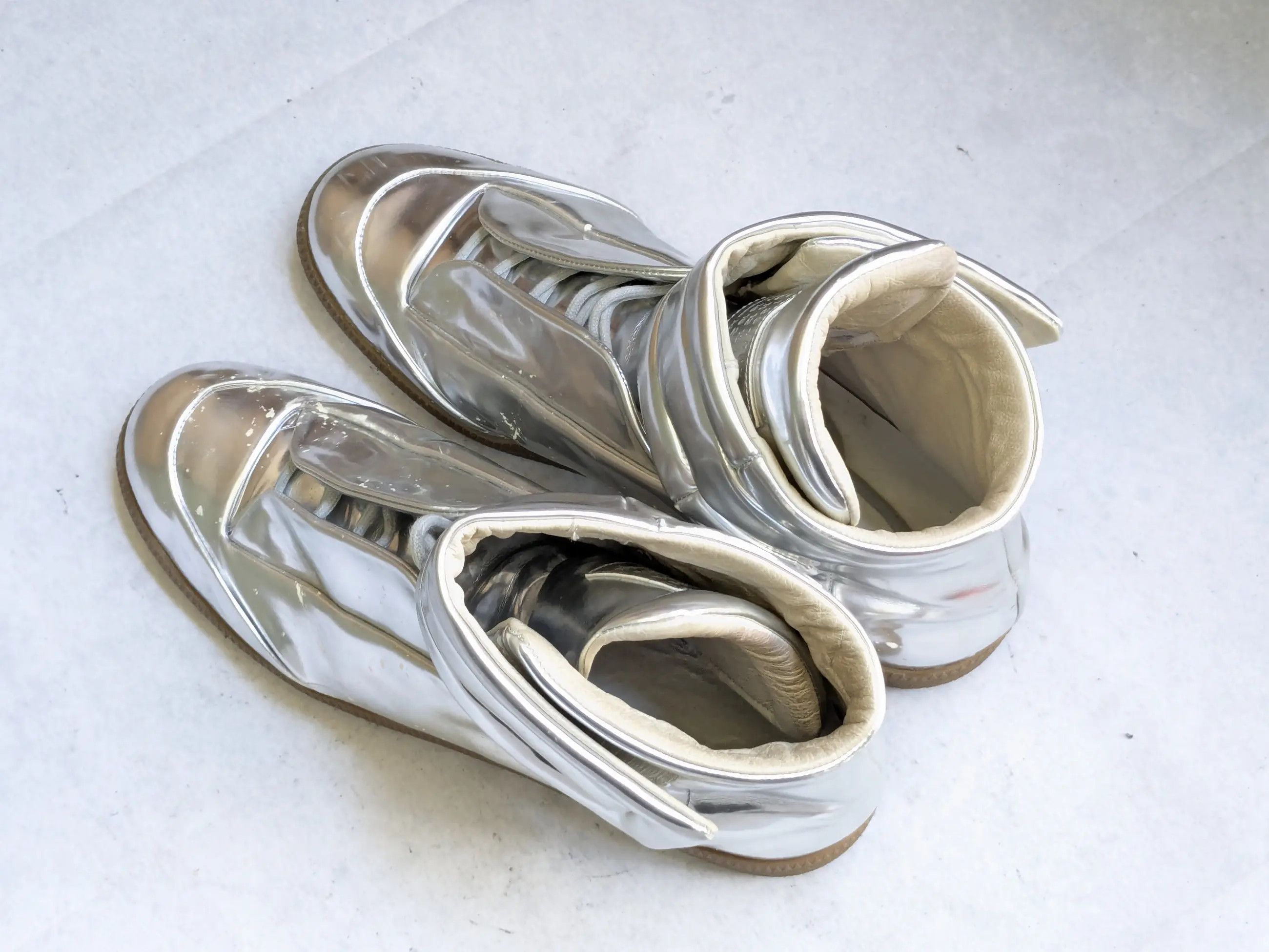 Maison Margiela Maison Margiela Future Silver High Top Sneakers 13 46 Size US 13 / EU 46 - 21 Thumbnail