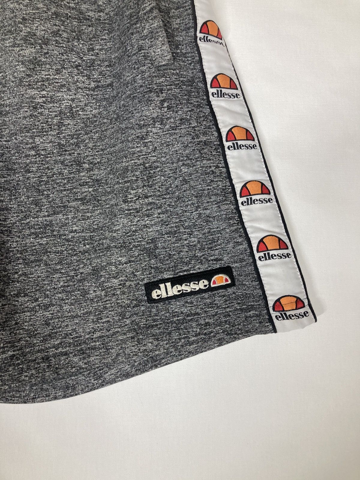 Ellesse × Vintage Ellesse shorts size M lampas Size US 30 / EU 46 - 2 Thumbnail