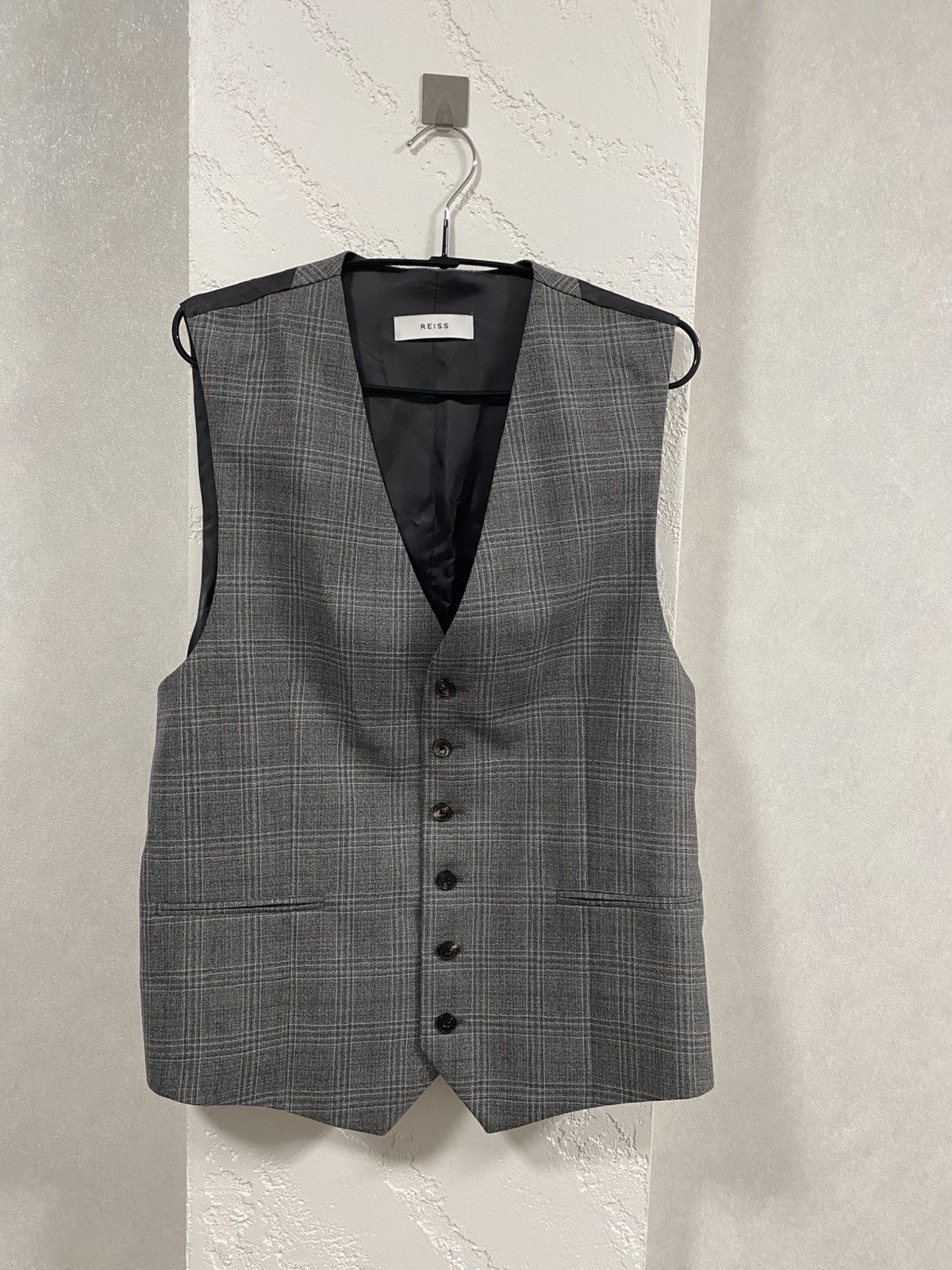 Reiss Reiss Three-piece Grey Checkered Wool Suit Size: 42R Size 42R - 12 Thumbnail