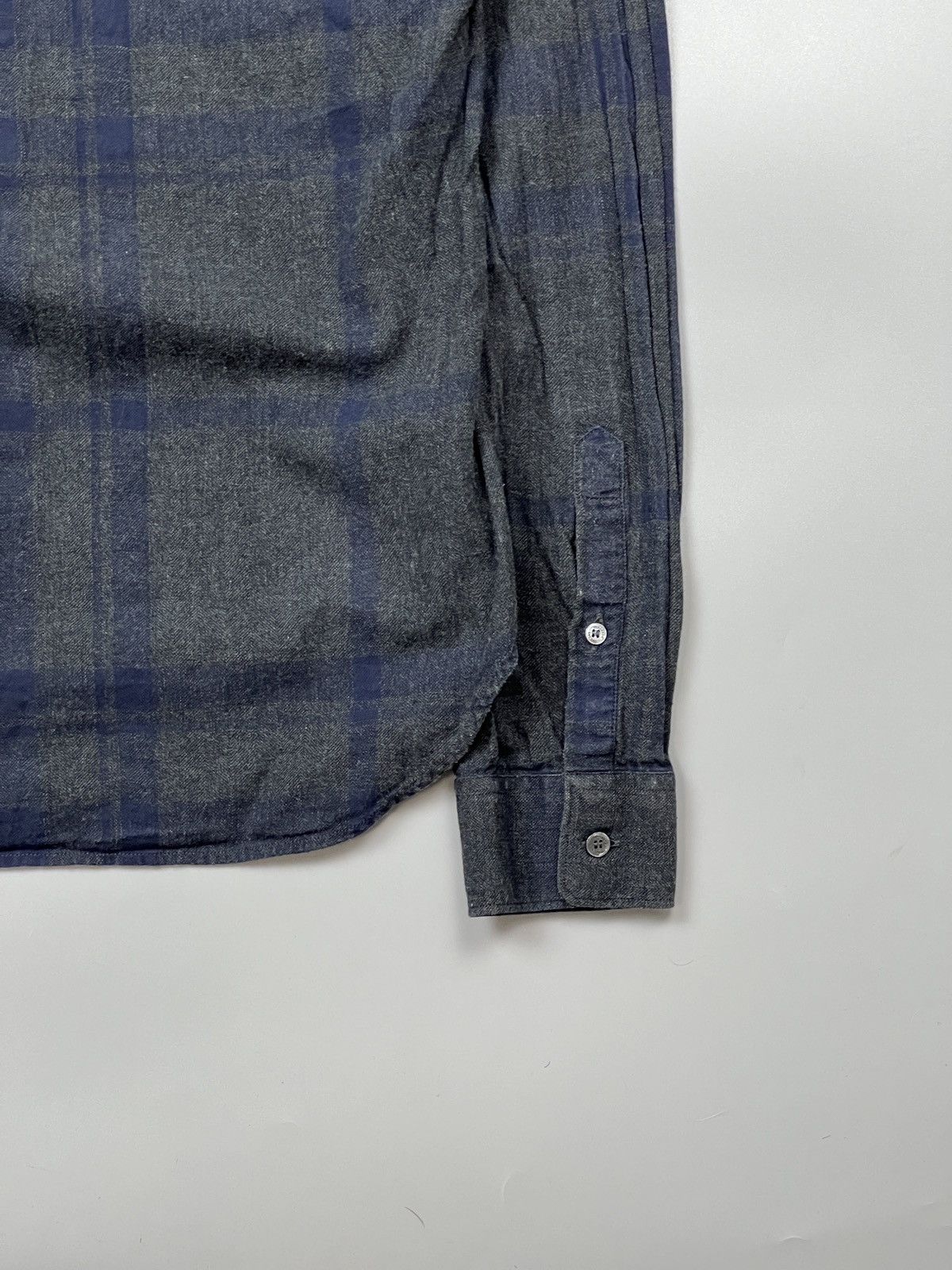 Burberry Burberry London Nova Check Flannel Shirt (Y0479) Size US XS / EU 42 / 0 - 12 Thumbnail
