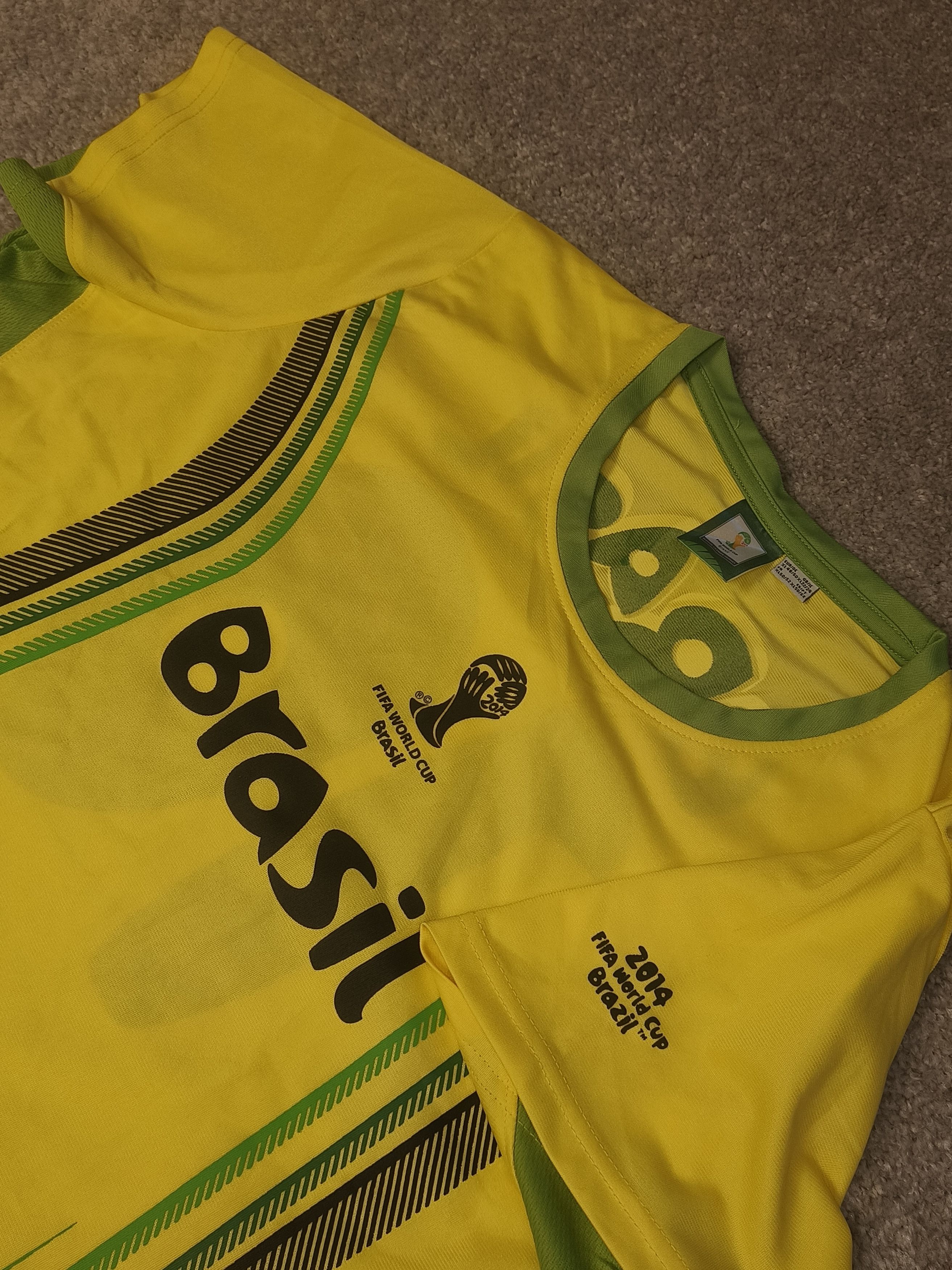 Other FIFA World Cup Brazil National Team Jersey #10 Yellow/Green Size US XL / EU 56 / 4 - 3 Thumbnail