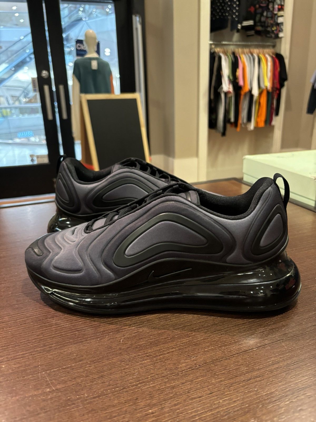 Triple Black Total Eclipse Air Max 720 Nike Air Max 720 Total Eclipse
