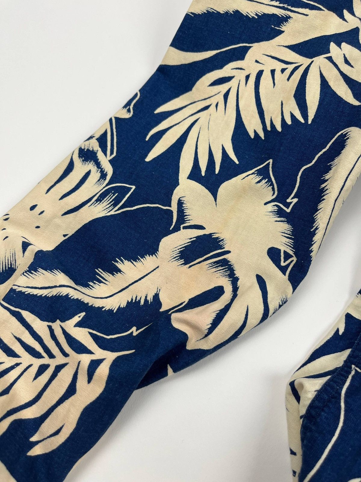 Our Legacy Our Legacy 1980-81 Indigo Tropical Leaf Shirt Size US S / EU 44-46 / 1 - 10 Thumbnail