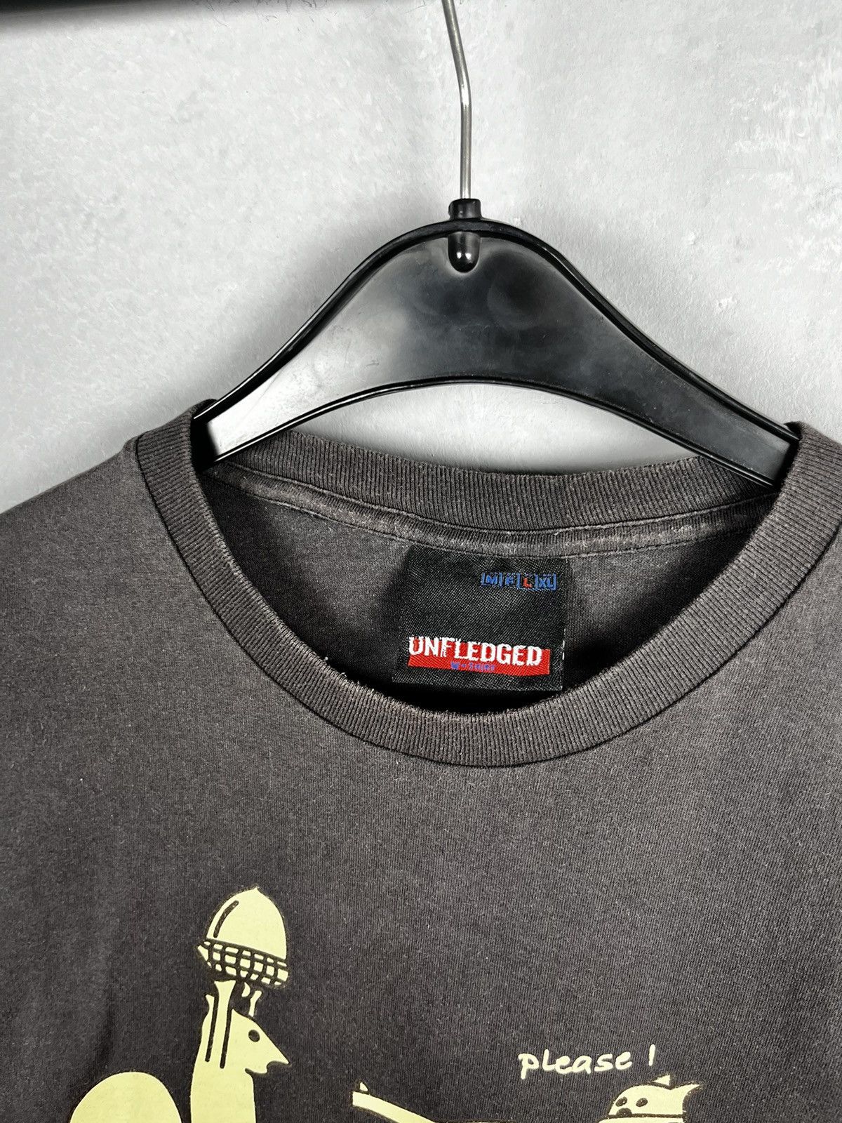 Rap Tees × Vintage Vintage Unfledged Big Logo Rap T-shirt y2k Size US L / EU 52-54 / 3 - 8 Thumbnail