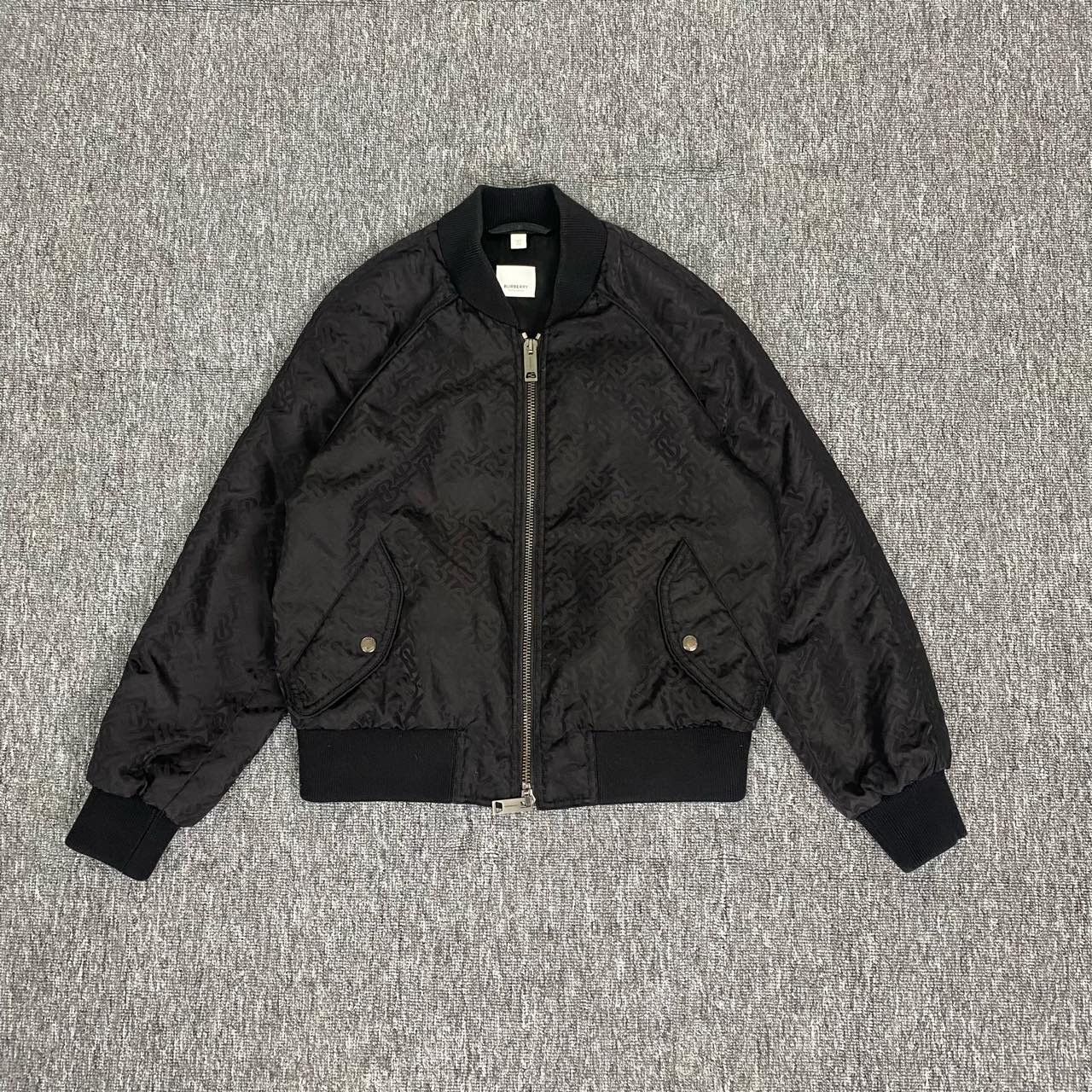 Burberry Burberry Jacket L Women Size L / US 10 / IT 46 - 1 Thumbnail