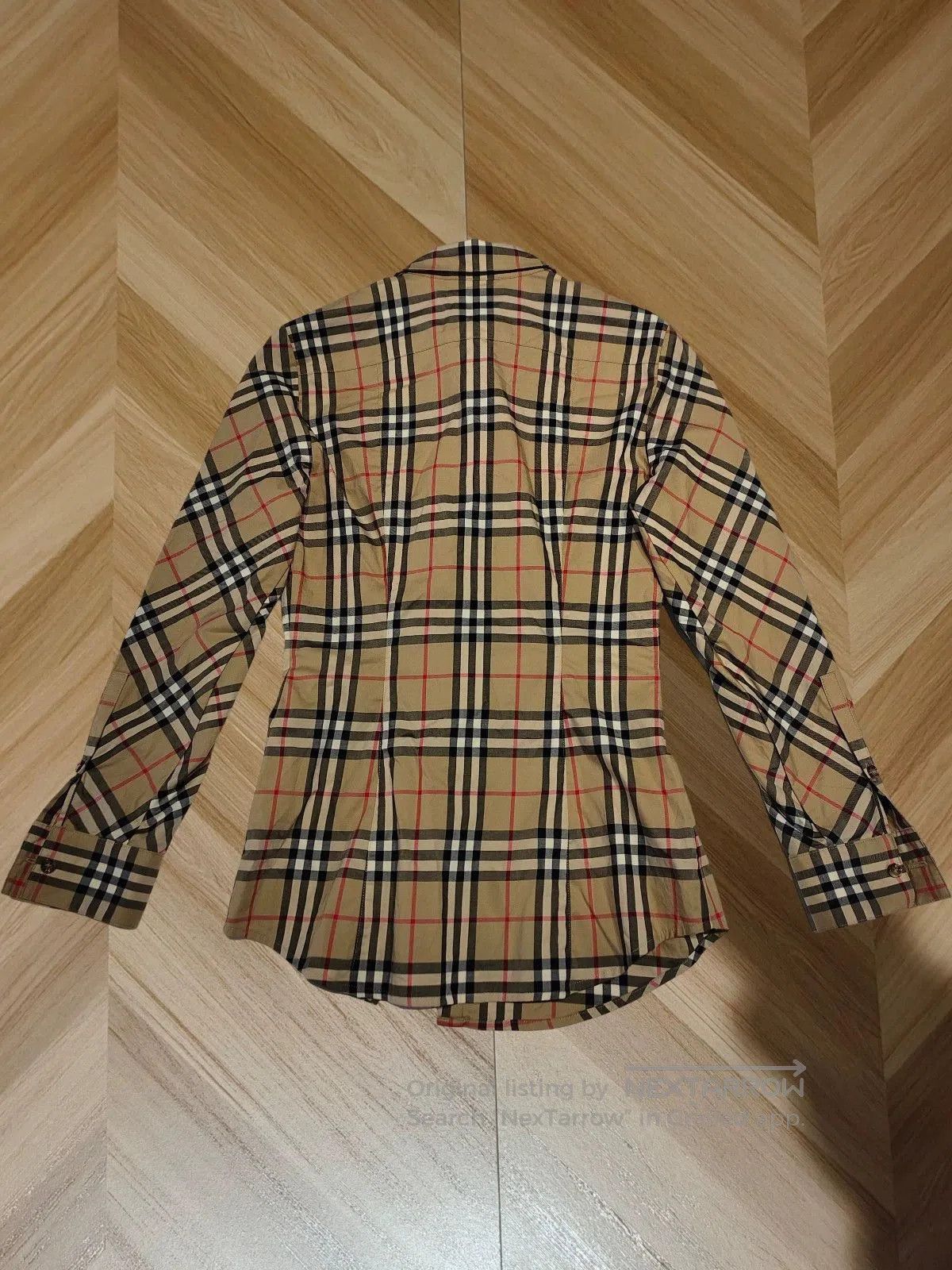 Burberry burberry checkered shirt size 6, nearly new. Size US S / EU 44-46 / 1 - 2 Thumbnail