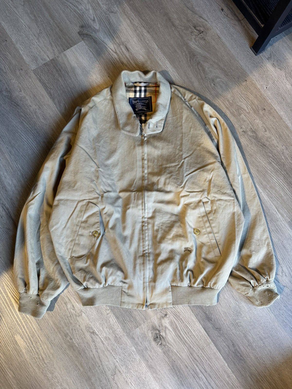 Burberry VINTAGE BURBERRYS HARRINGTON JACKET Size US L / EU 52-54 / 3 - 2 Thumbnail