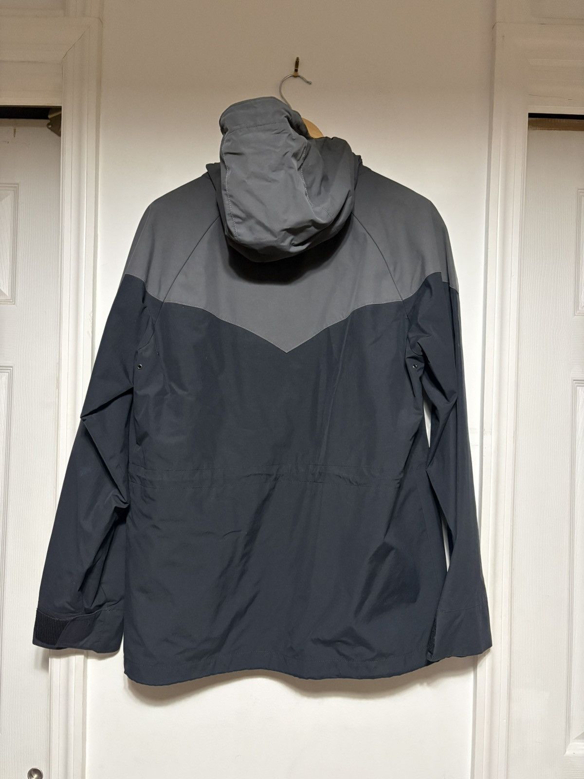 Sophnet. Sophnet. 2Tone Mountain Parka. Size M Fits like S. Size US S / EU 44-46 / 1 - 2 Thumbnail