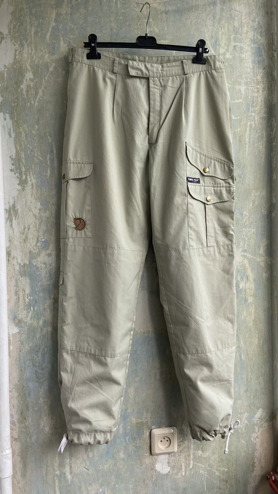 Fjallraven × Goretex FJALLRAVEN Beige Gore-Tex Winter Vintage Pant Size 50 Size US 34 / EU 50 - 1 Thumbnail