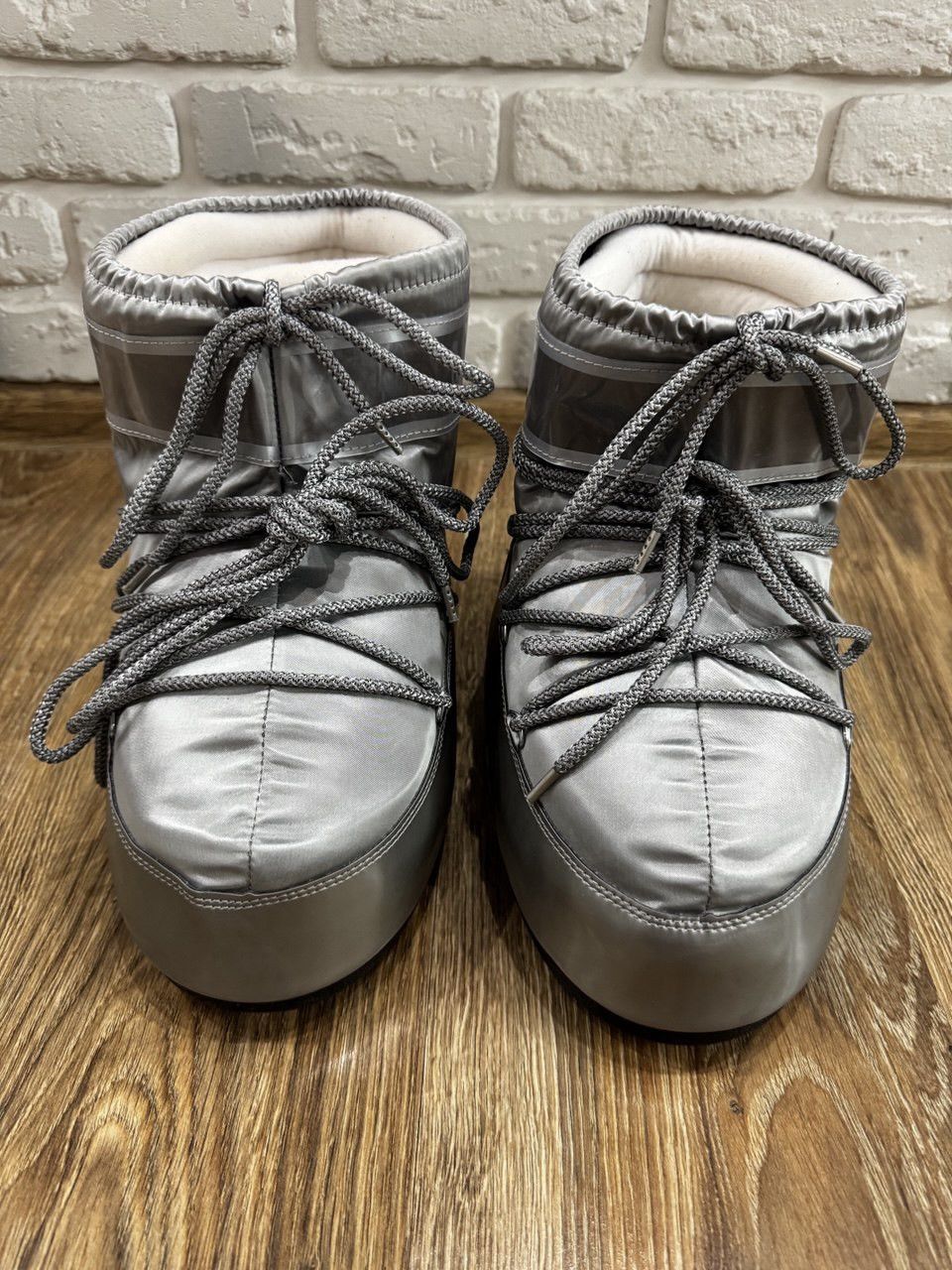 Moon Boot Moon Boot boots winter glance low unisex streetstyle Size US 10 / EU 43 - 8 Thumbnail