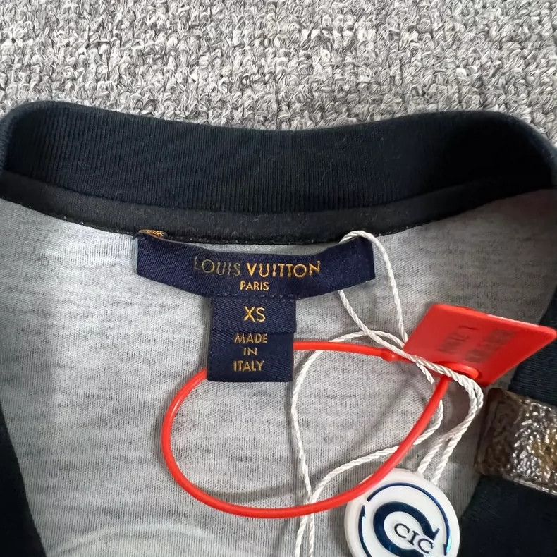 Louis Vuitton Louis Vuitton League of Legends Co-branded Short Sleeve T-S Size US XS / EU 42 / 0 - 5 Thumbnail