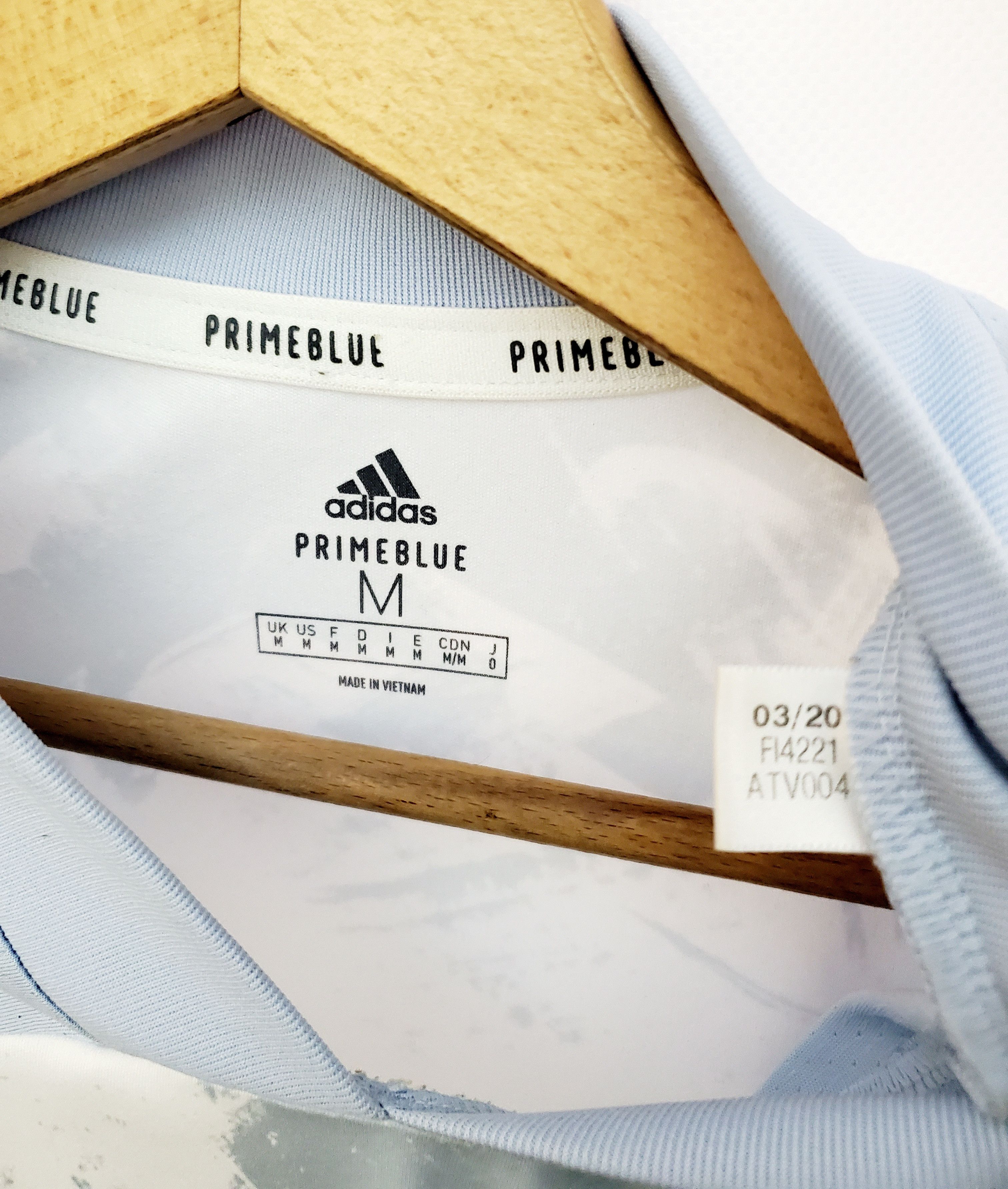 Adidas Ipswich Town Soccer Jersey 2020/2021 New condition size M Size US M / EU 48-50 / 2 - 3 Thumbnail